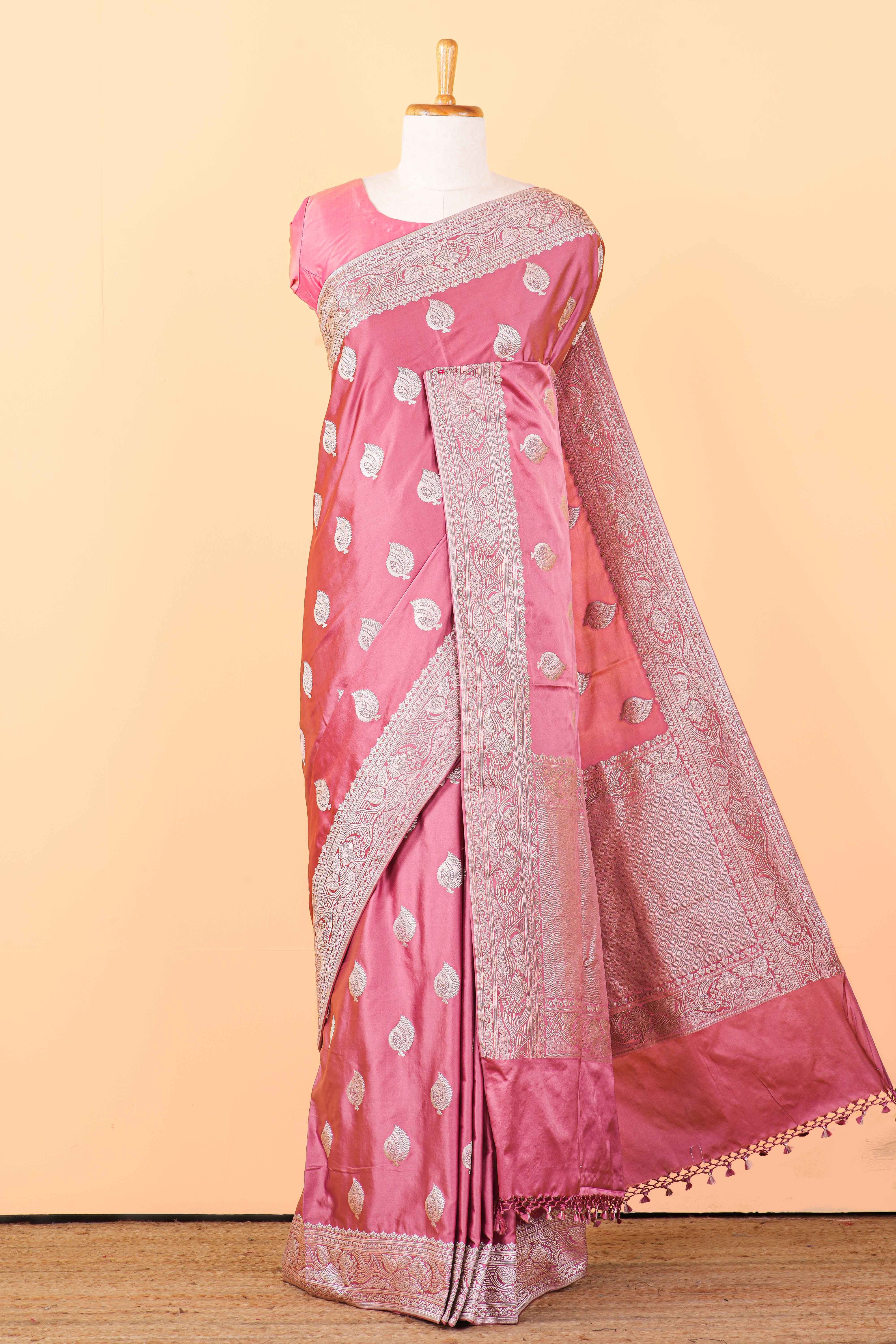 Art Silk Saree - Image 3