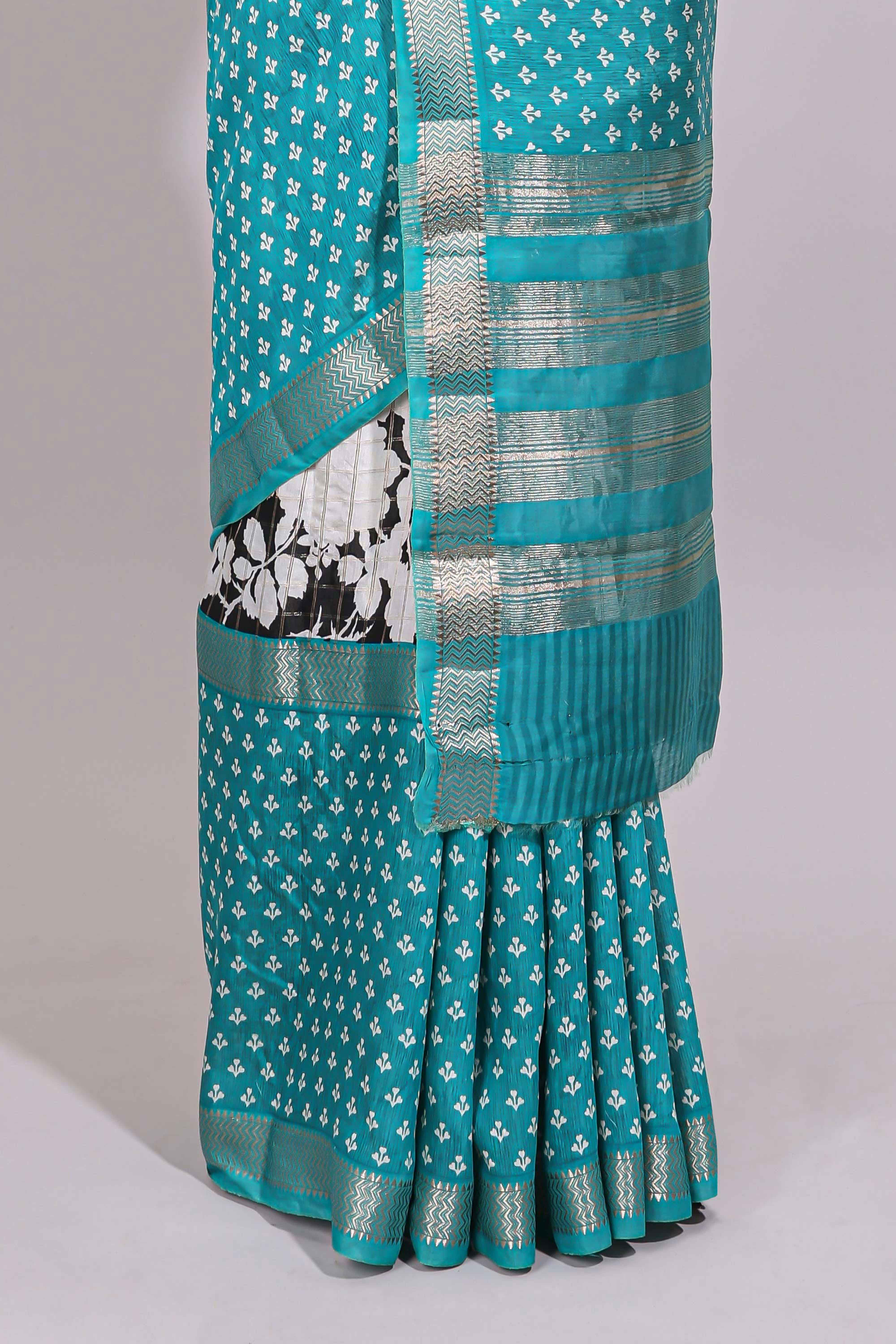 Black checked floral design chanderi cotton saree with contrast zari border and checked blouse - Image 4