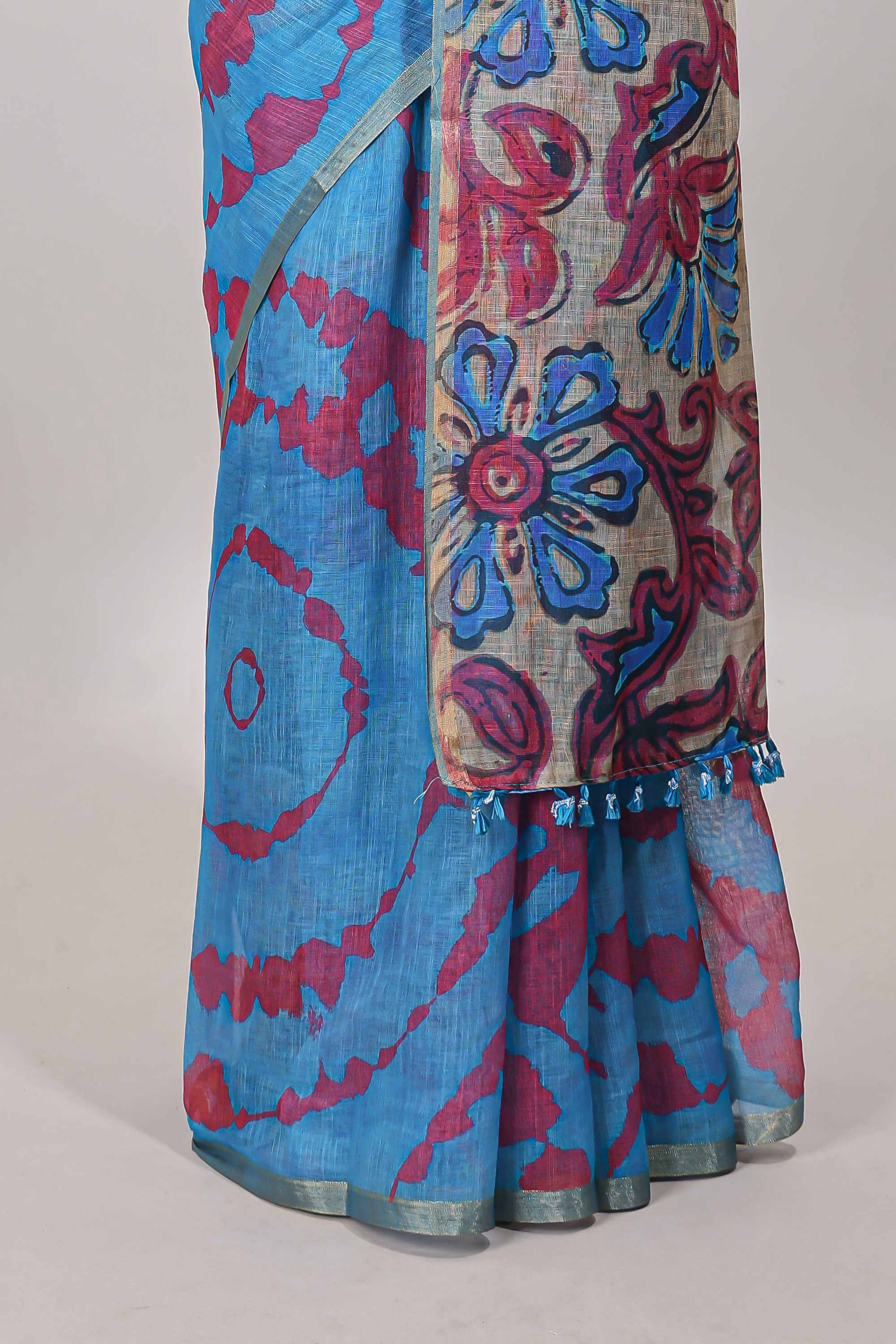 Blue shibori print linen cotton saree with self zari border and contrast printed pallu - Image 4