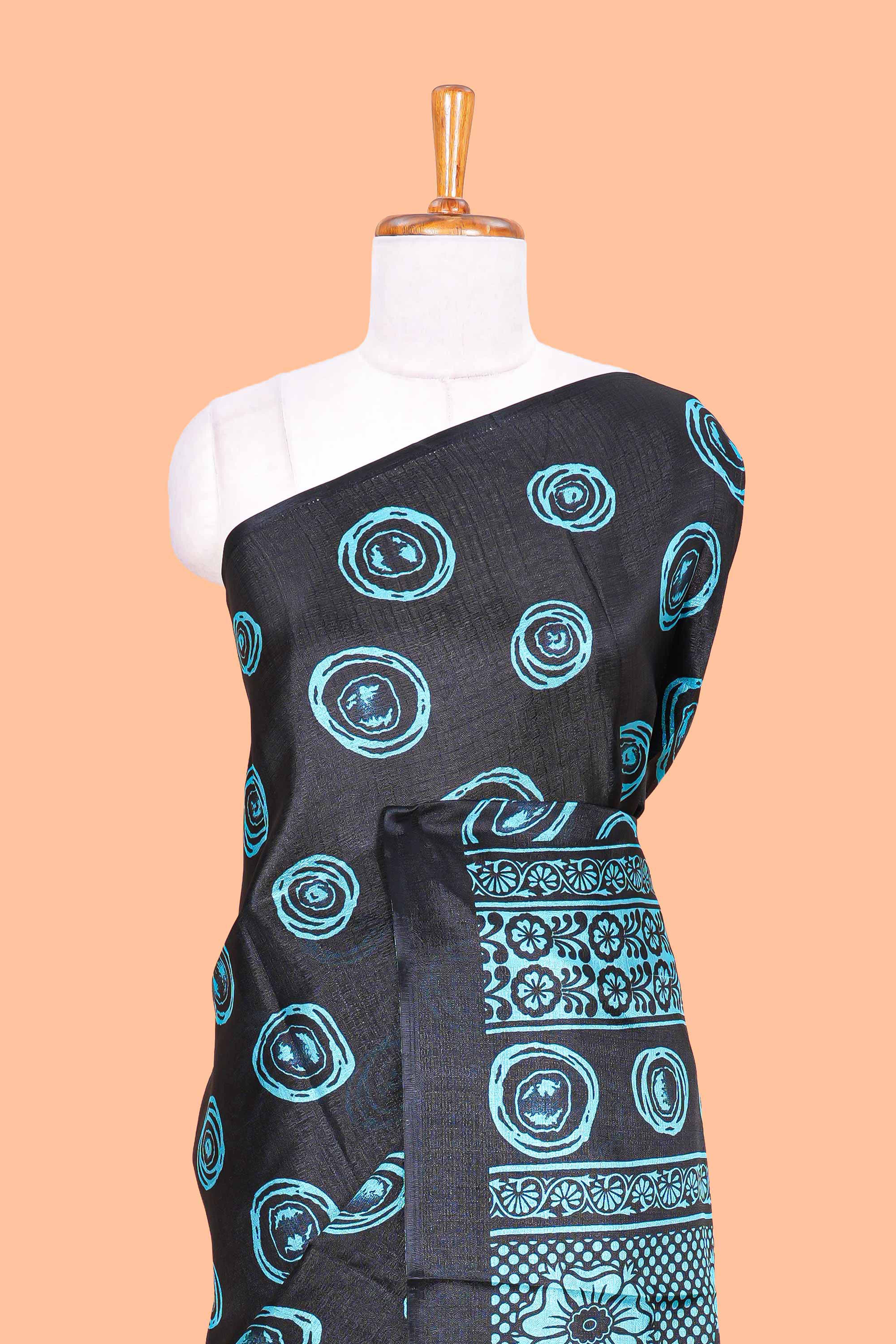 Borderless black south cotton saree with blue adire batik print on body and pallu - Image 3