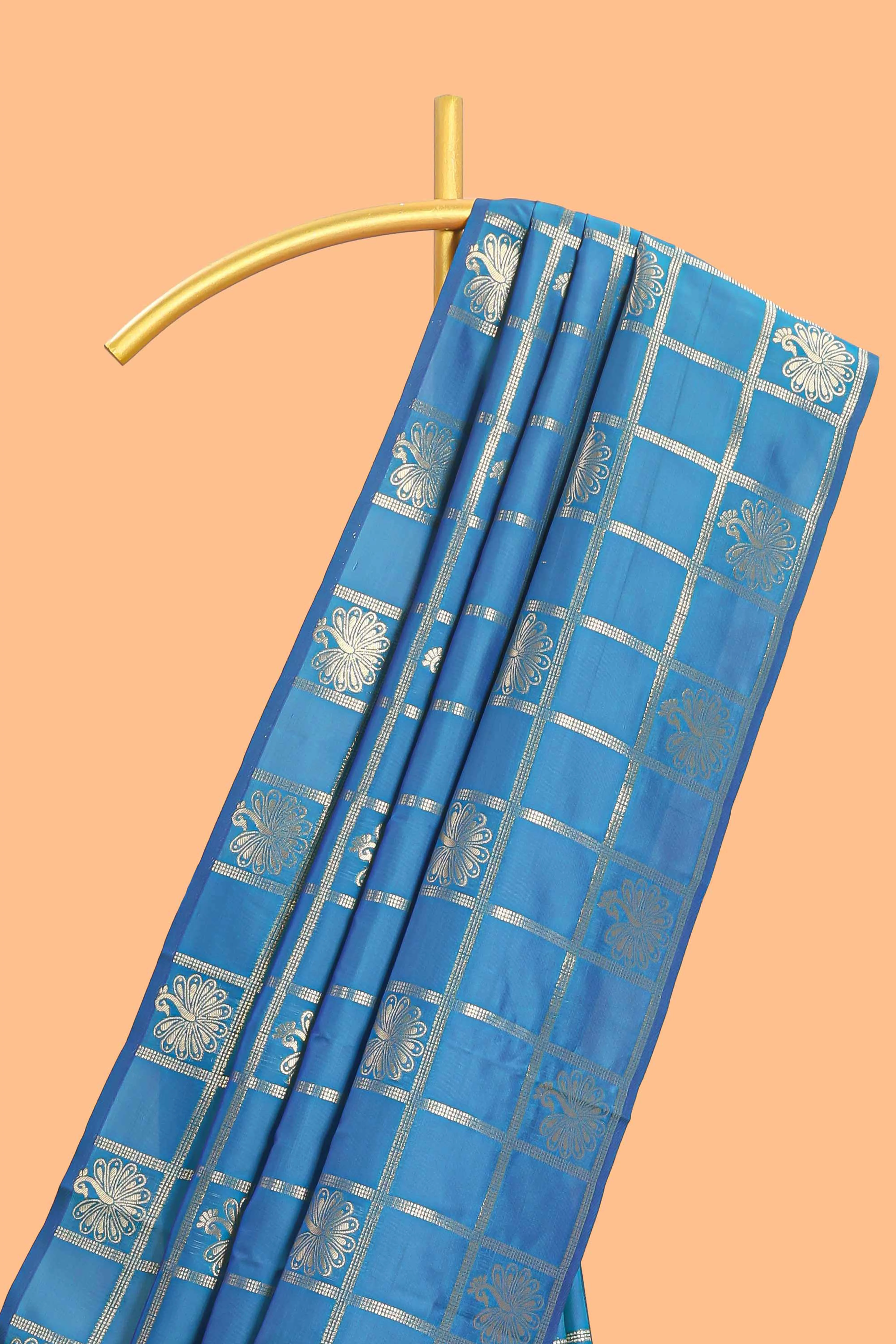 Borderless blue checked floral motifs zari design semi soft silk saree with matching zari motifs blouse - Image 2