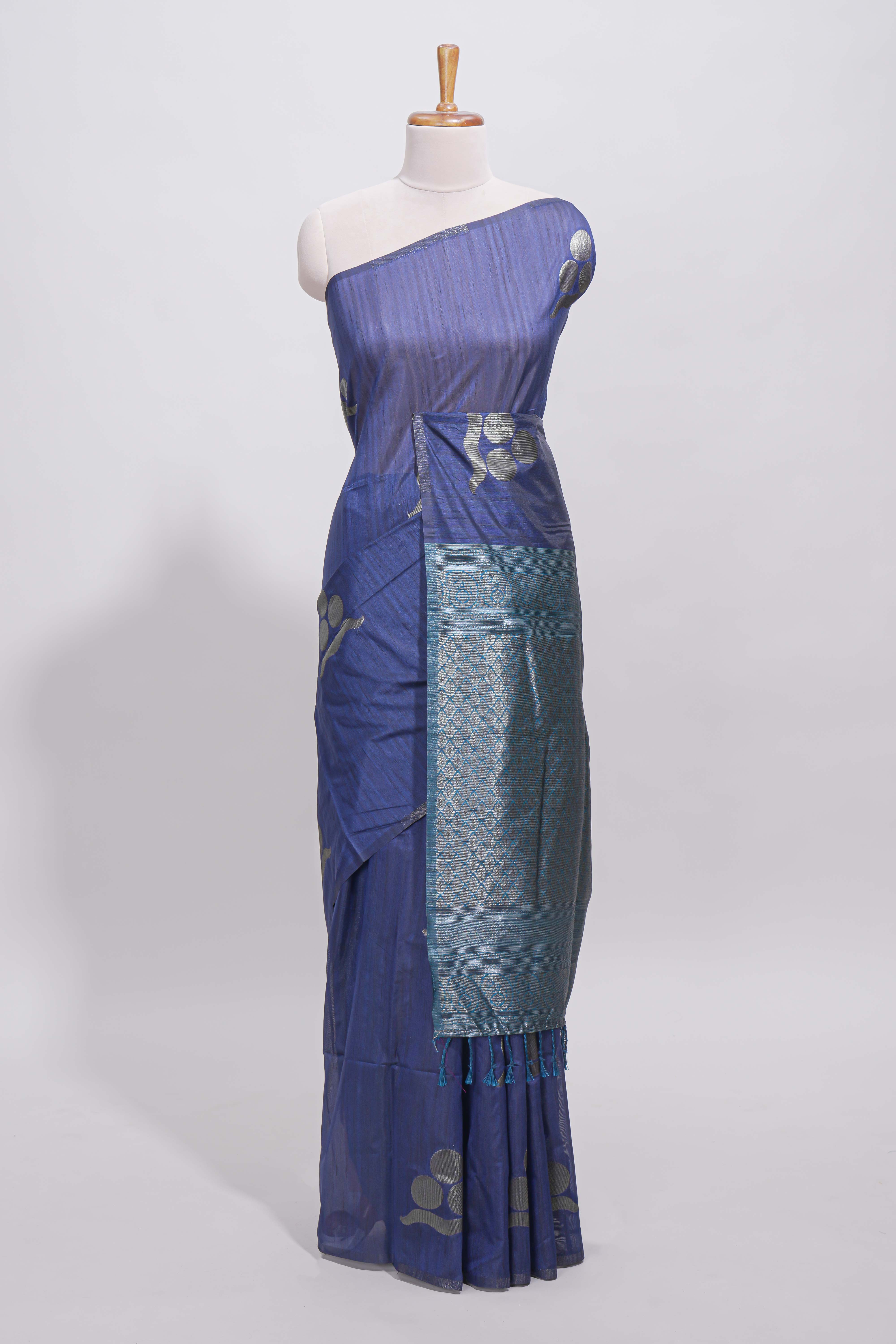 Borderless blue round butta art tussar saree with contrast pallu and blouse - Image 2