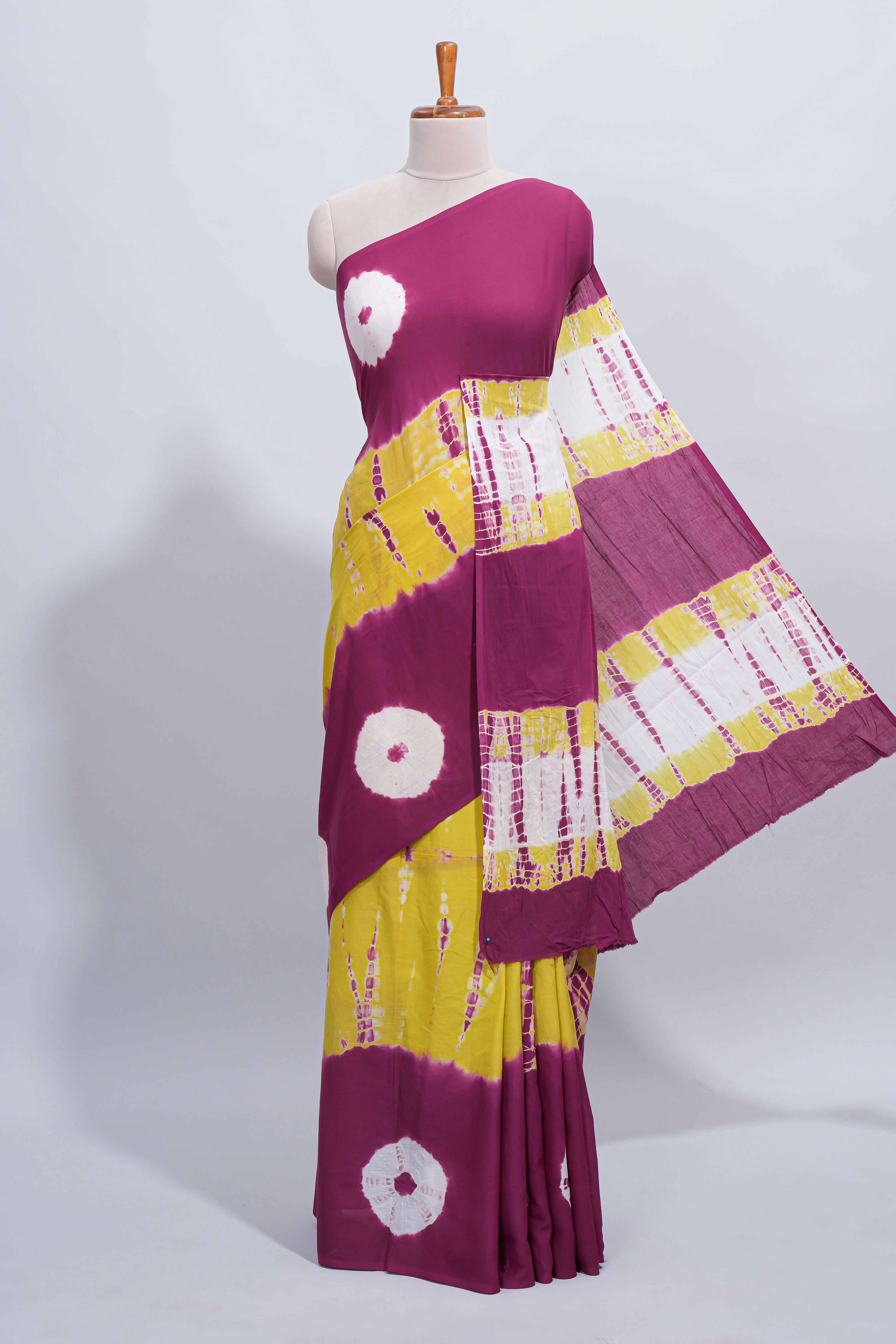 Borderless purple and yellow shibori design mul mul cotton saree with self pallu
