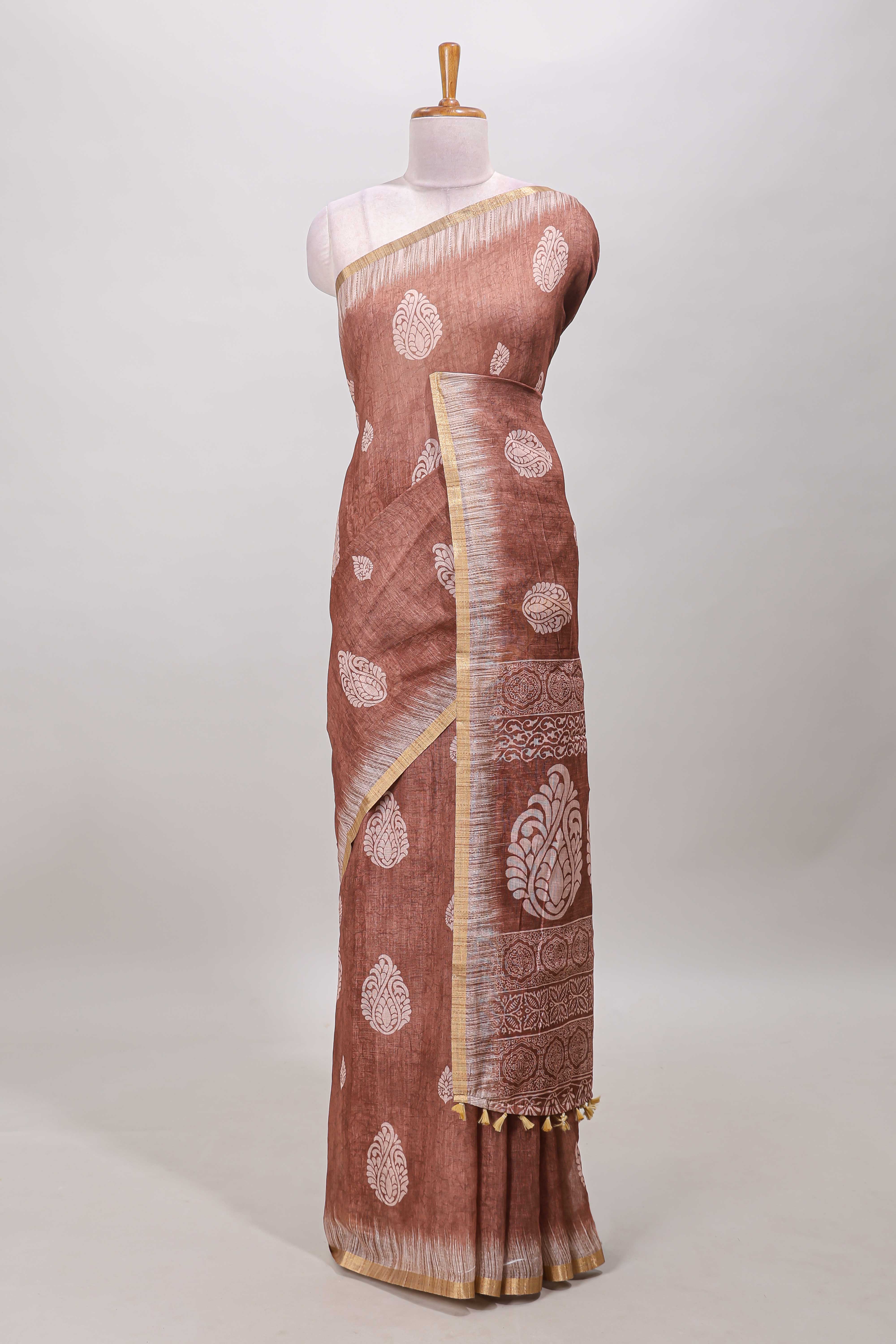 Brown paisley motifs linen cotton saree with self zari border and matching blouse - Image 2
