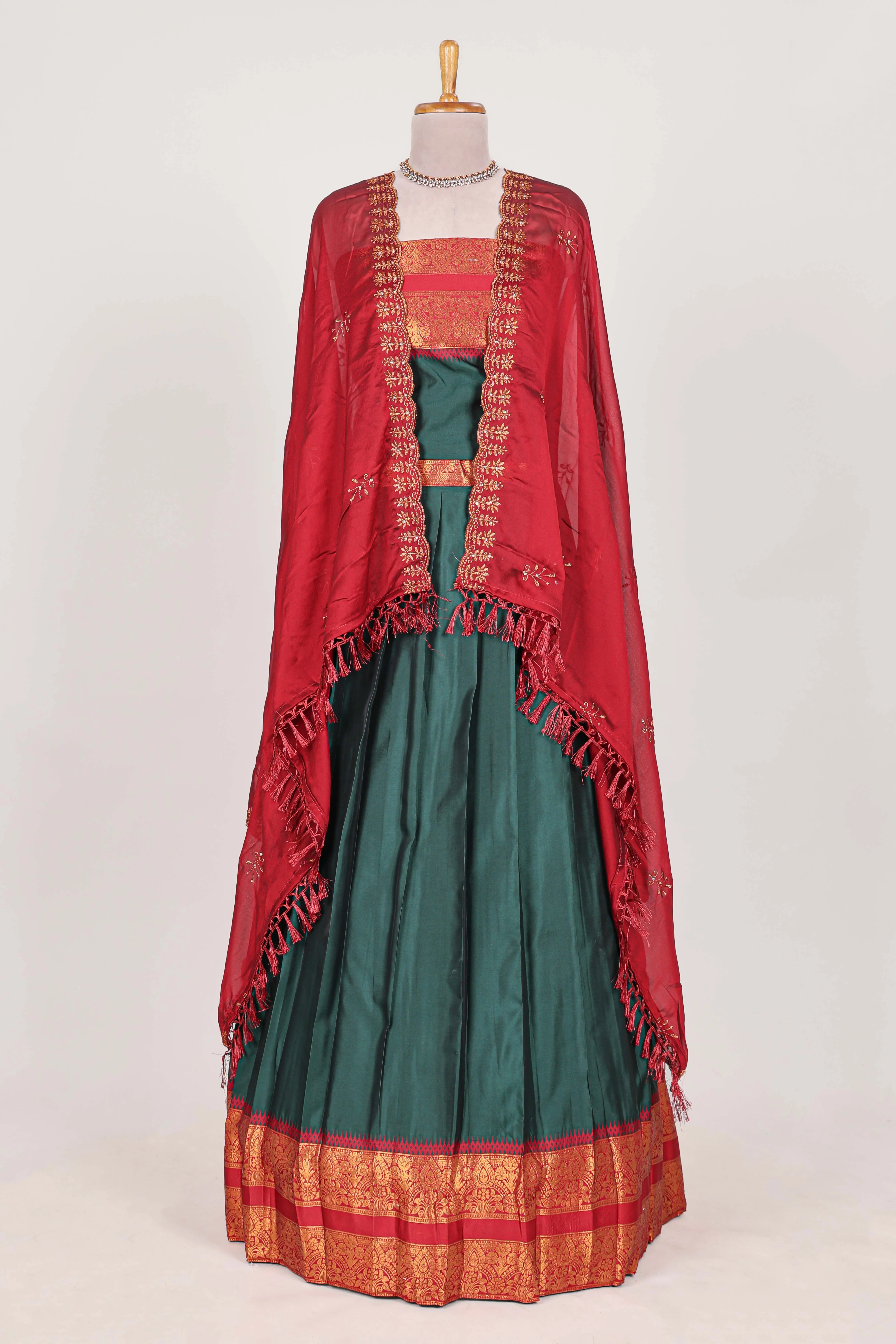 Dark Green and Red Cotton Half Saree with Gold Zari Border Traditional Embroidery and Elegant Tassel Detailing - Image 3