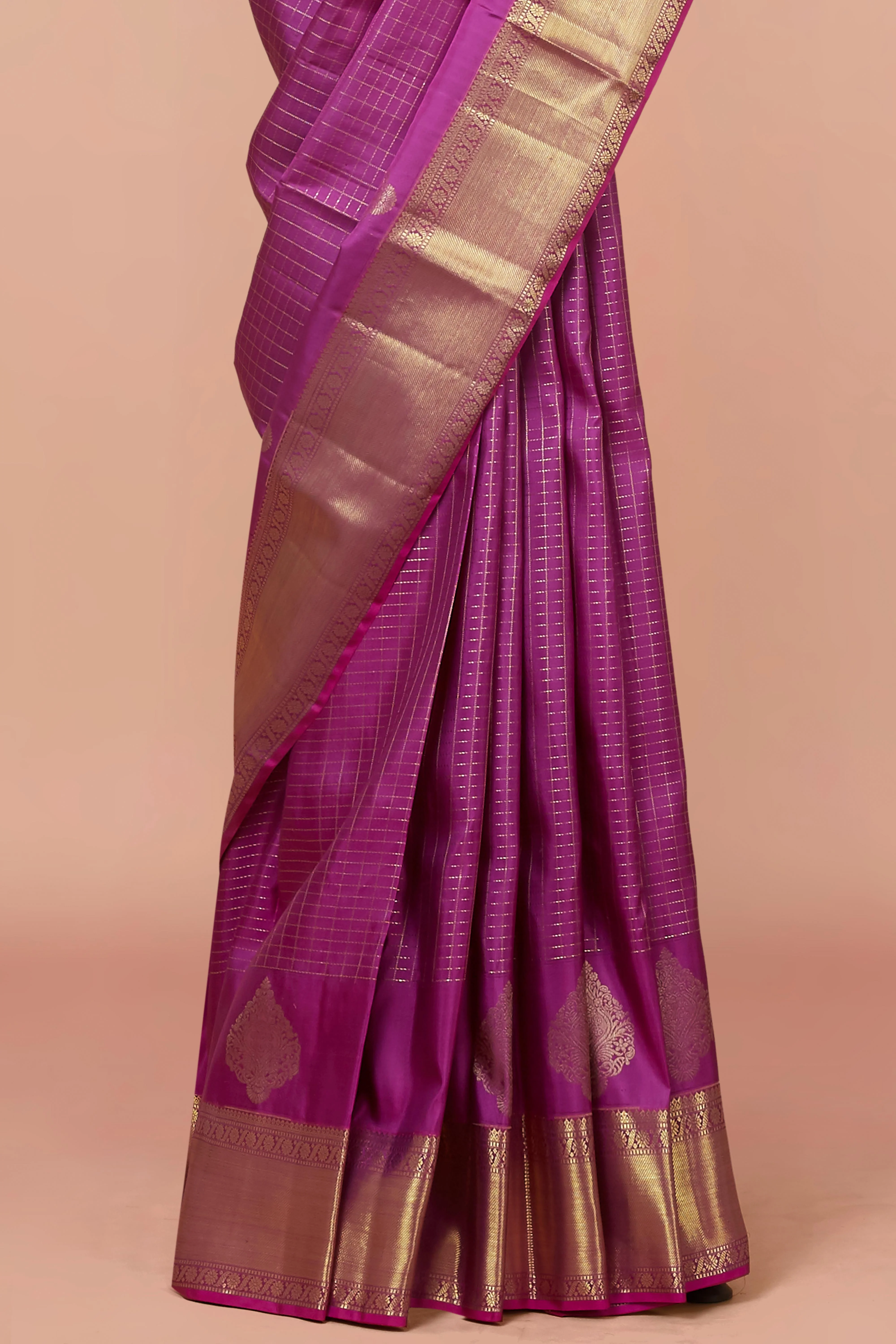 Kanchipuram Vairaoosi and Checks Silk Saree in Magenta Pink with Gold Zari and Self Border - Image 3
