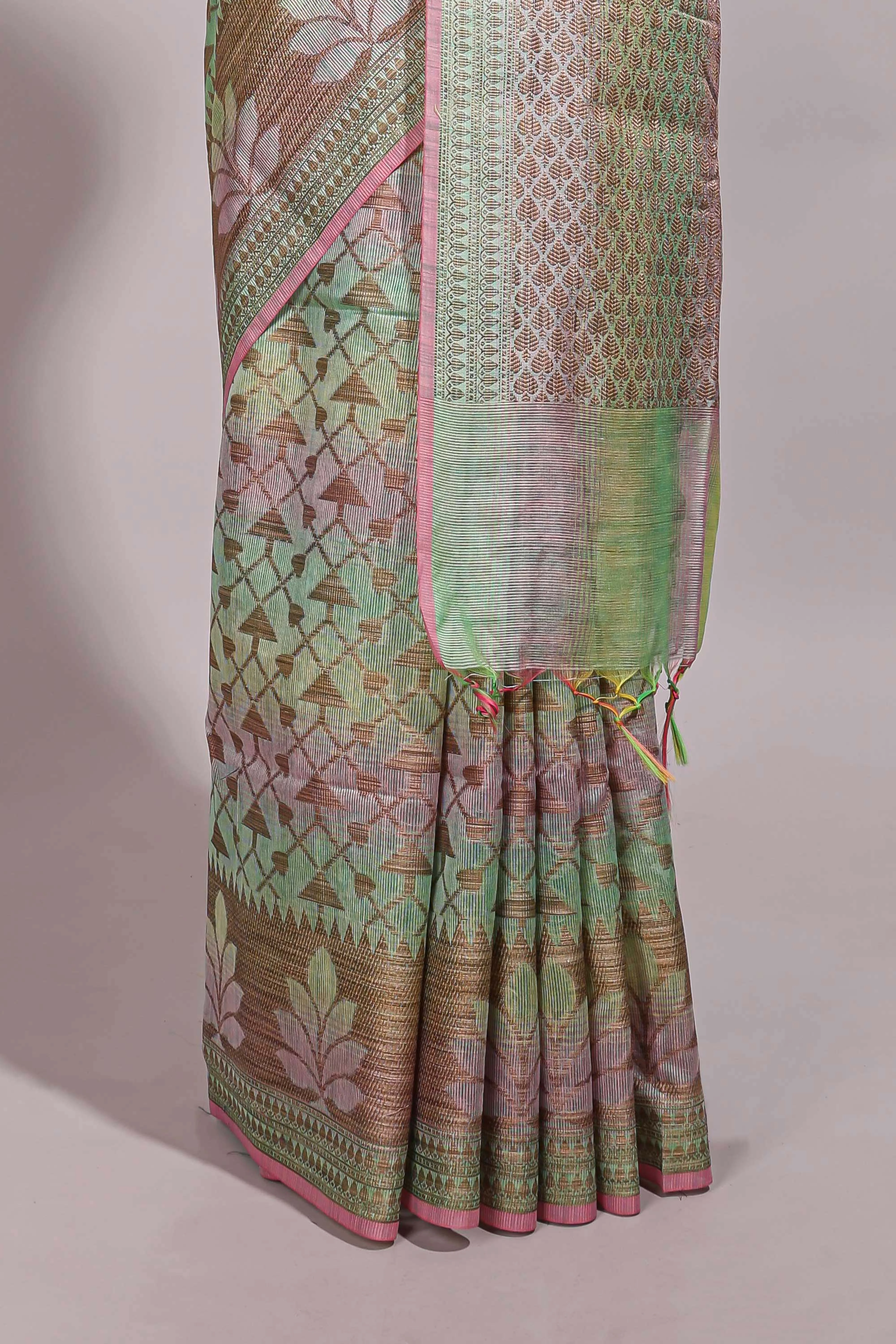 Multi color geometric design semi tussar saree with self border and printed blouse - Image 4