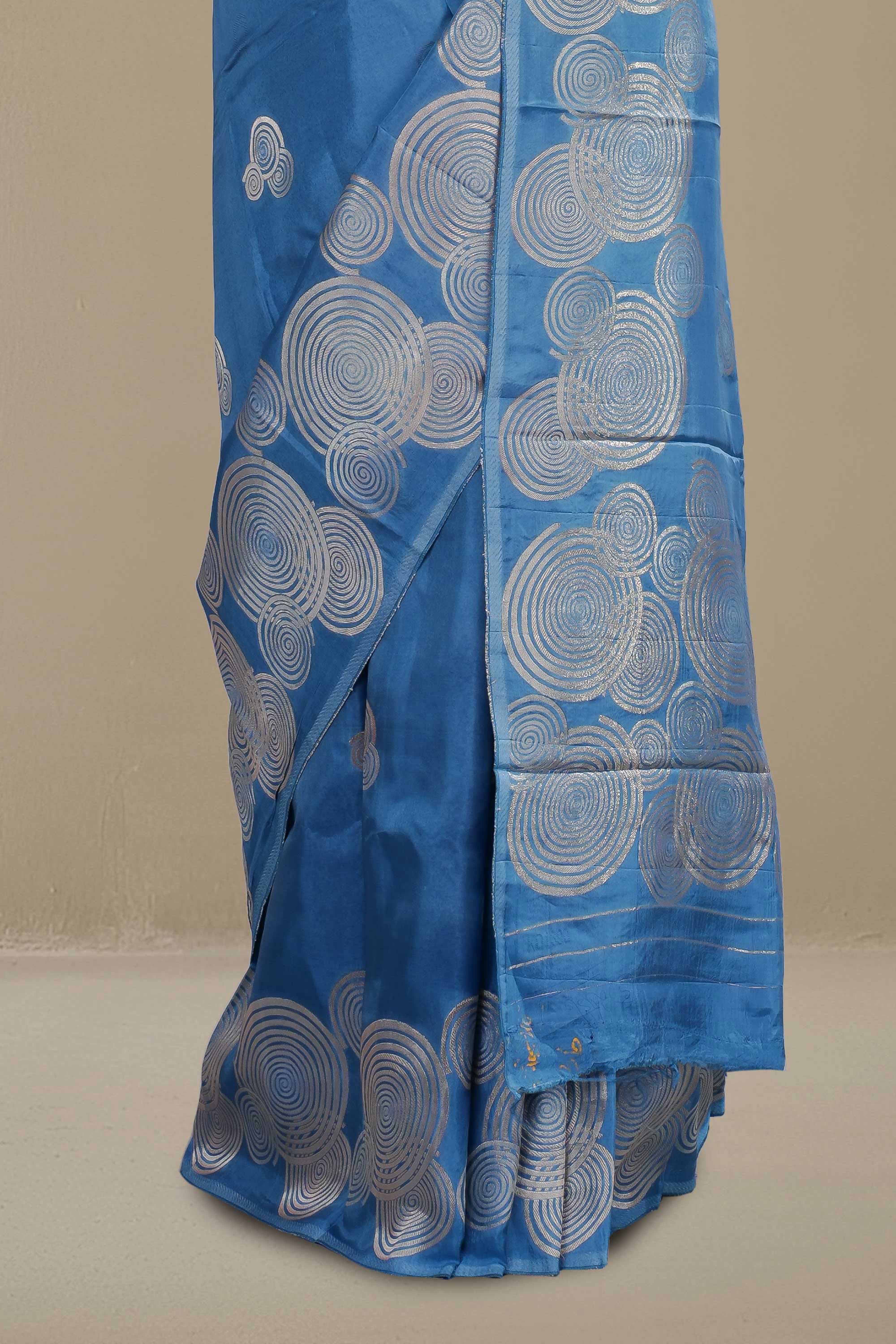Mushru Silk With Gold Zari Round Designs Self Border - Image 4