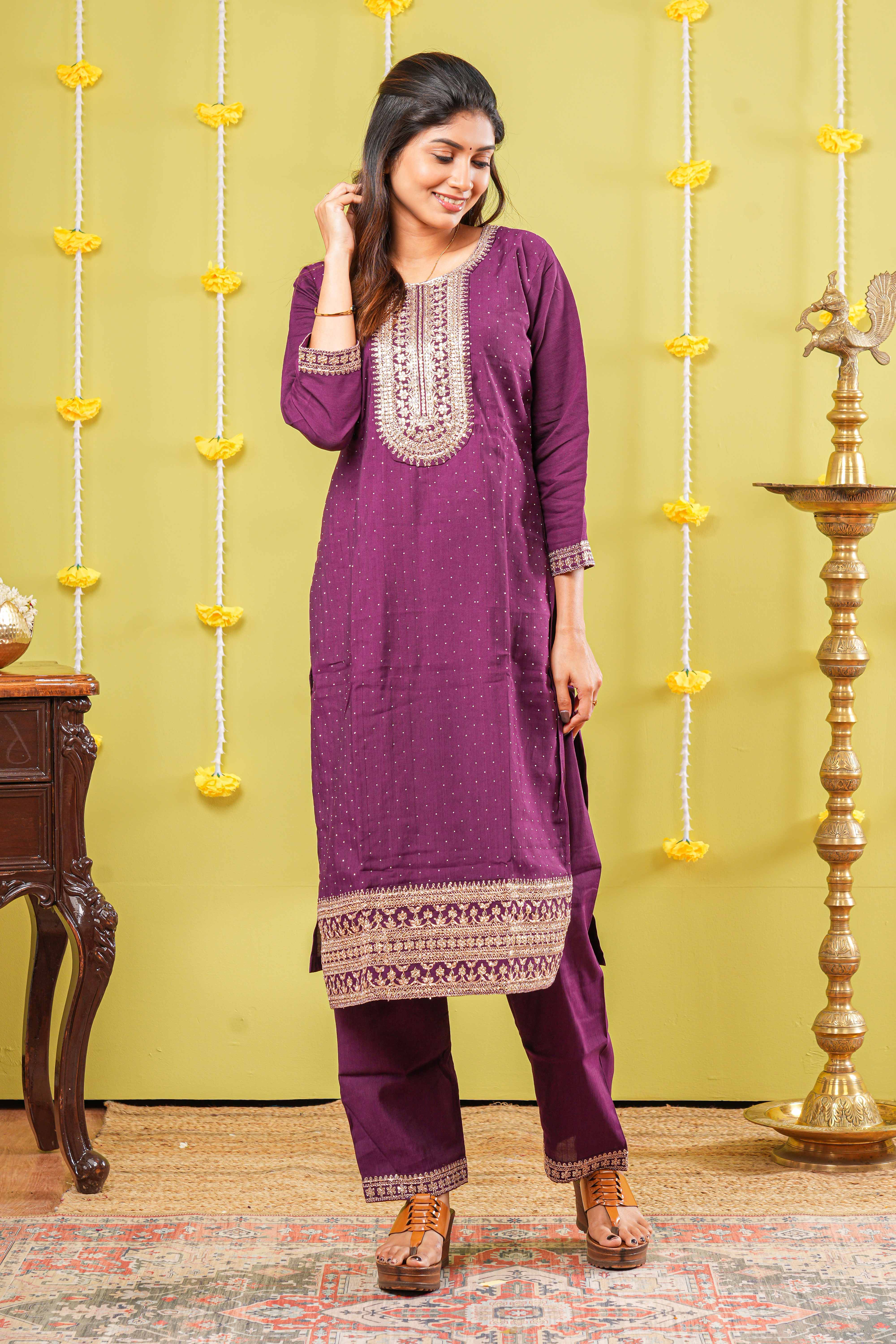 Women's Salwar Set - Image 4