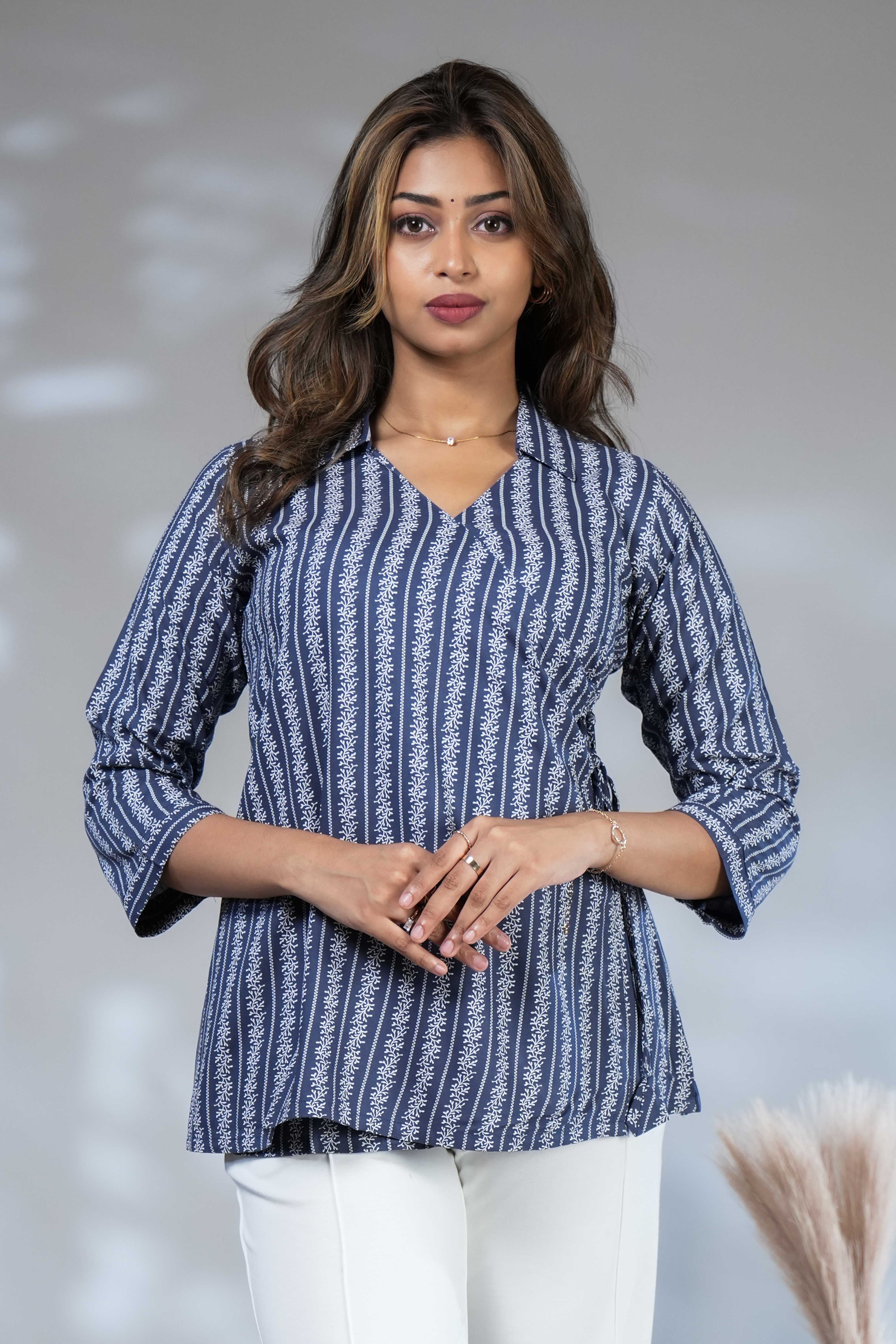 Dark blue floral design Short Kurti with Vertical Stripes, 3/4 Sleeves Collar Neck - Image 4