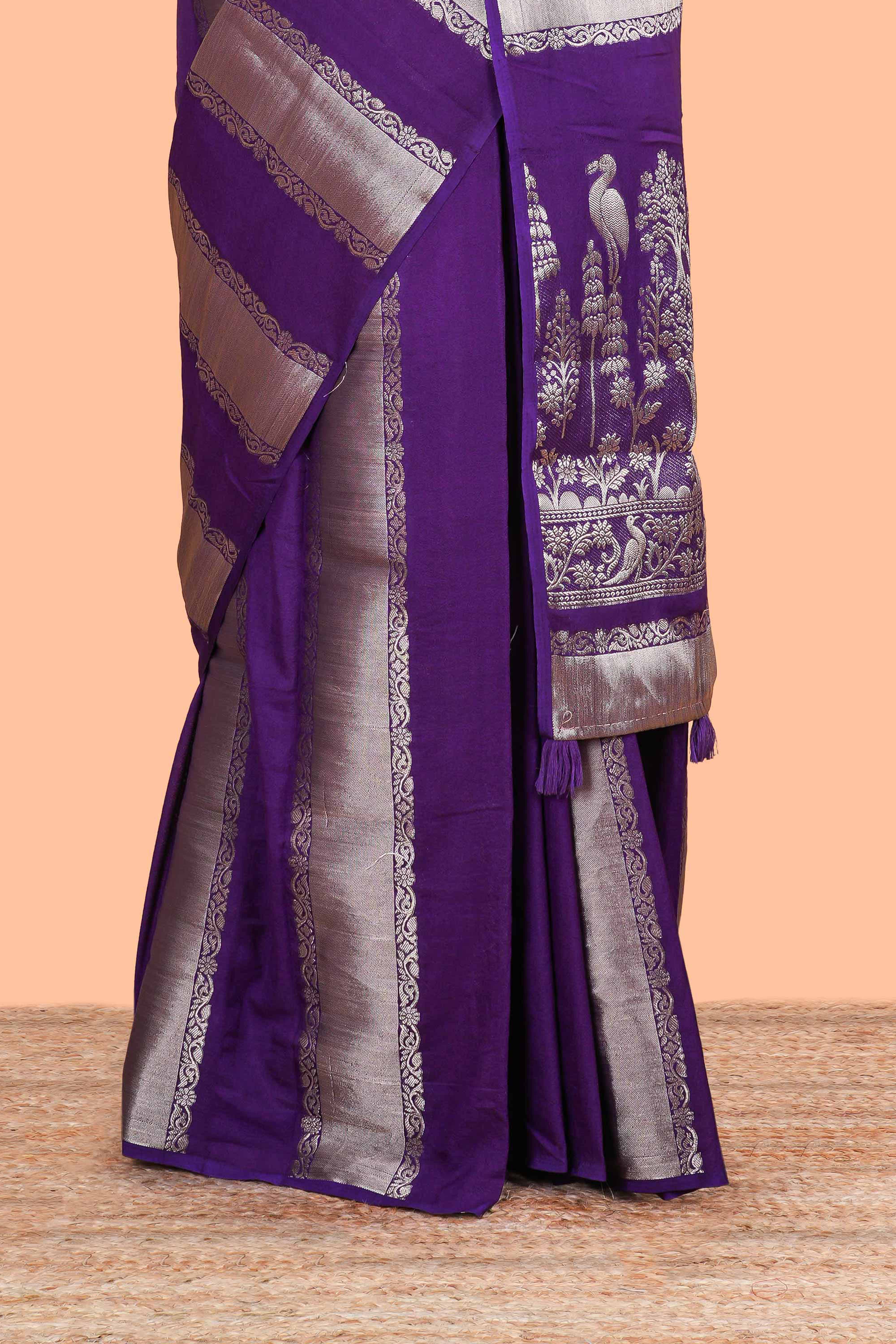 Georgette Saree Copper Zari Stripes Across The Body With Floral Design Pallu - Image 4