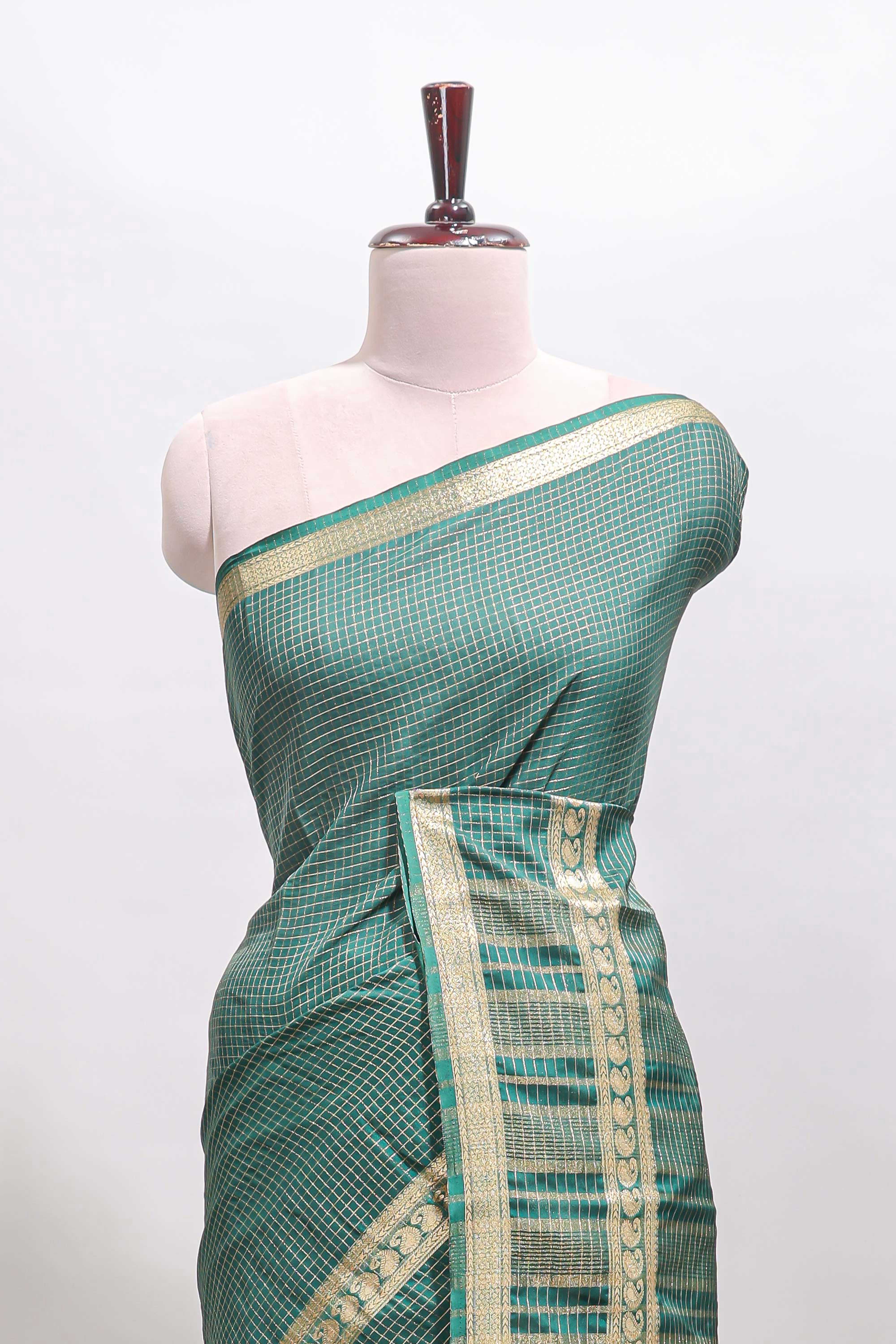 Green checked dola silk saree with self zari border and matching striped pallu - Image 3