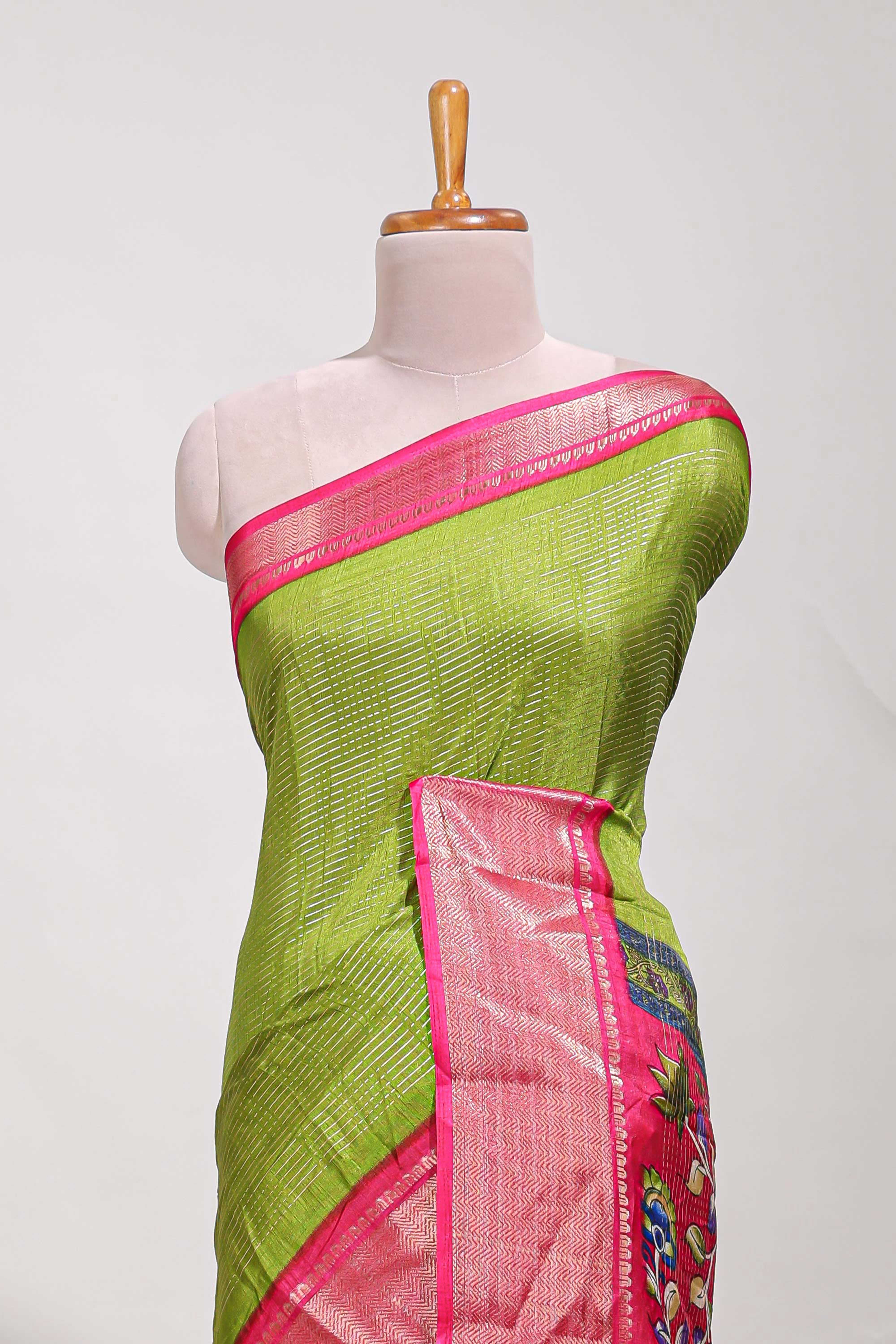 Green Dola silk saree all over zari work design with contrast zig zag border and contrast kalmkari printed pallu - Image 3