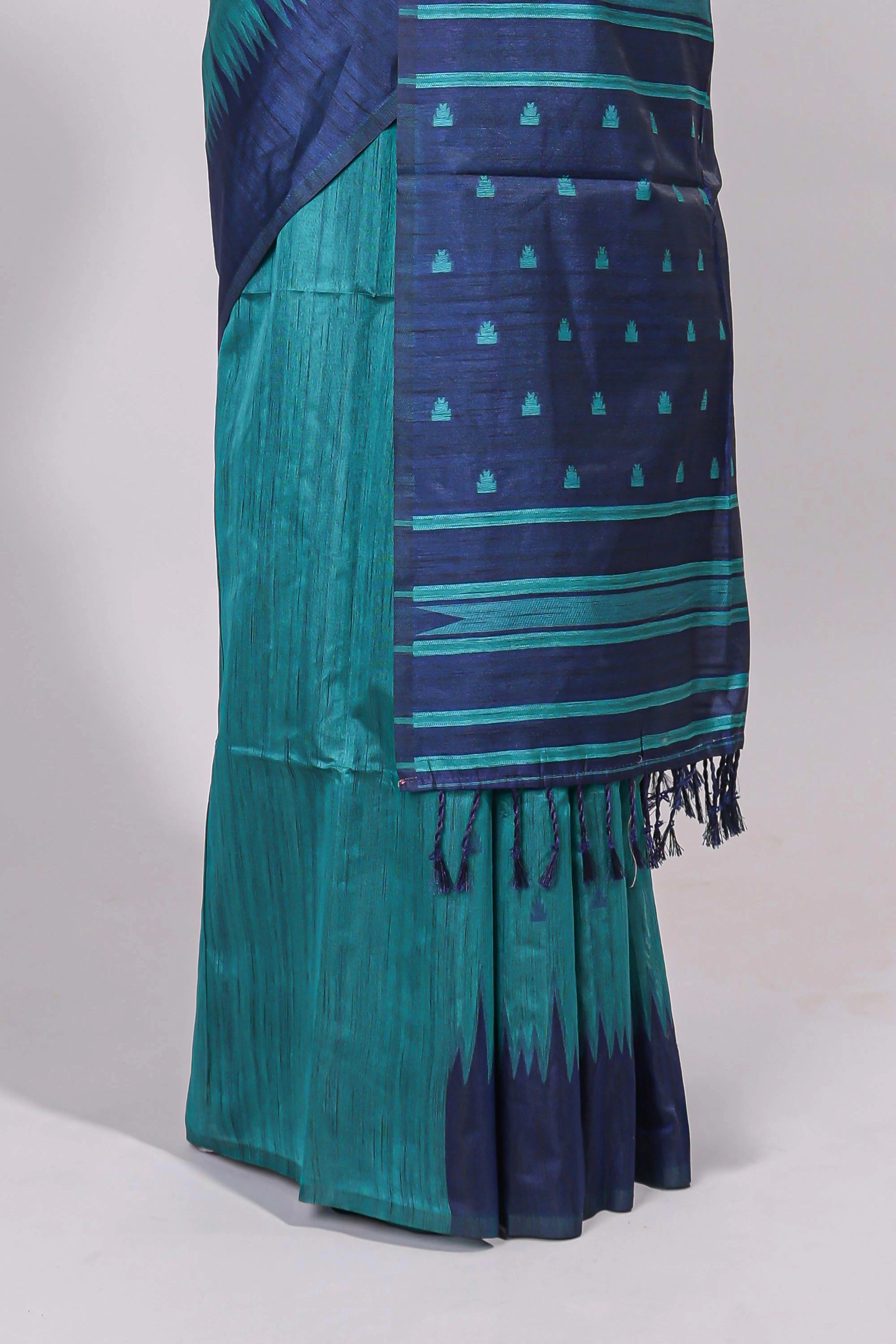 Green ikkat motifs design semi tussar saree with contrast border and striped blouse - Image 4