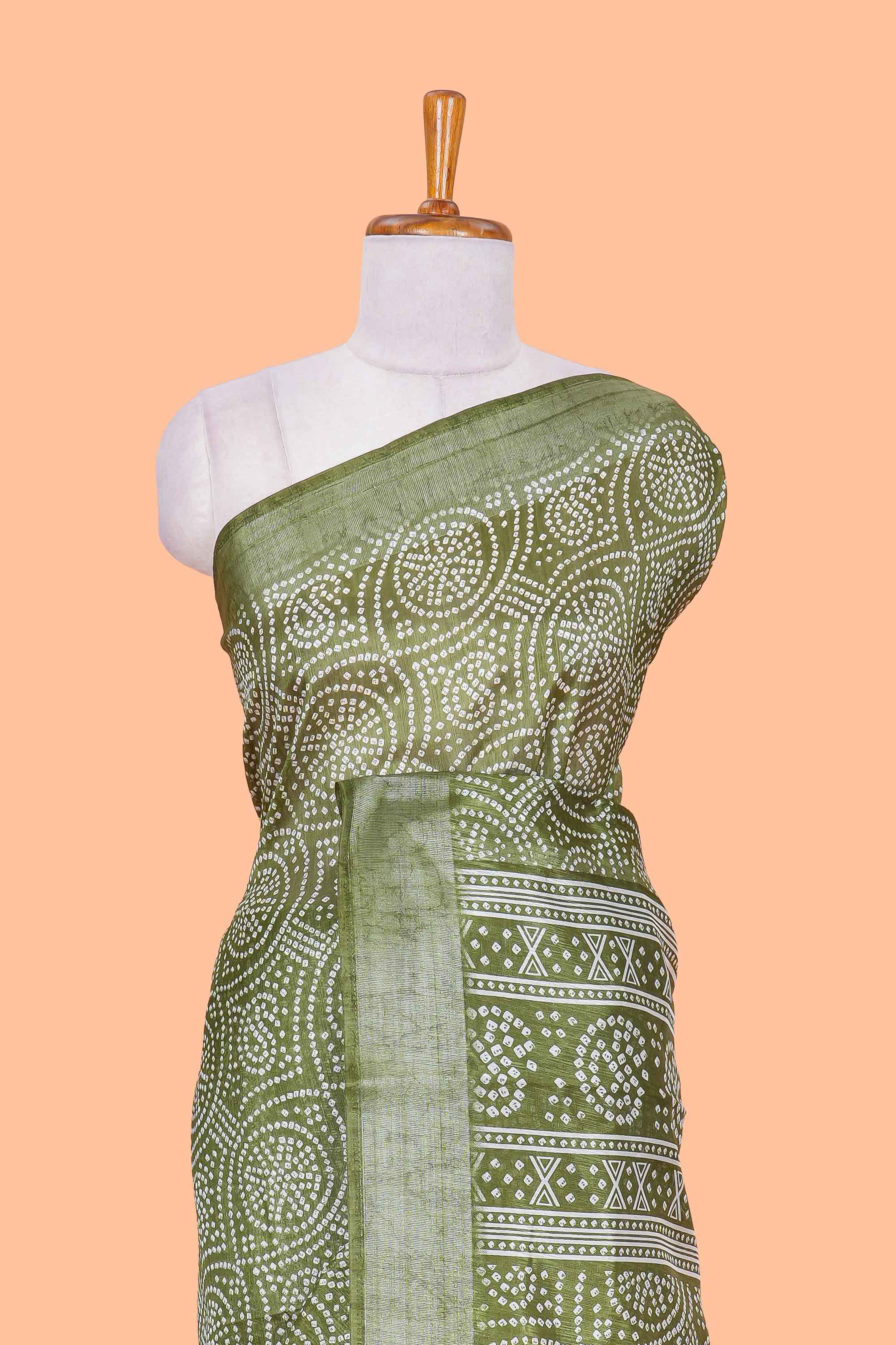 Green south cotton saree with bandhini print body & pallu and silver bawanchi border - Image 3