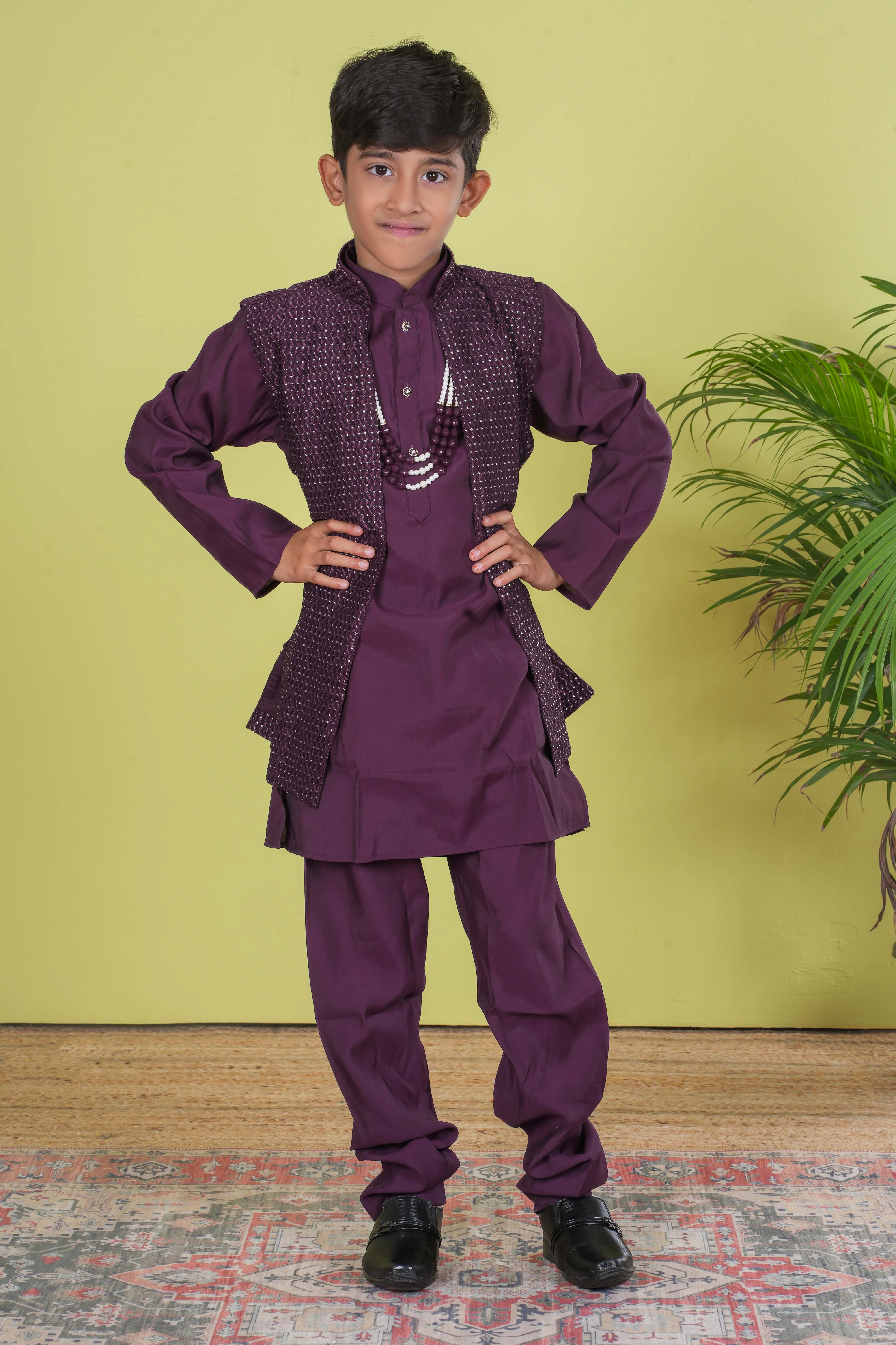 Boy's Sherwani Set - Image 5