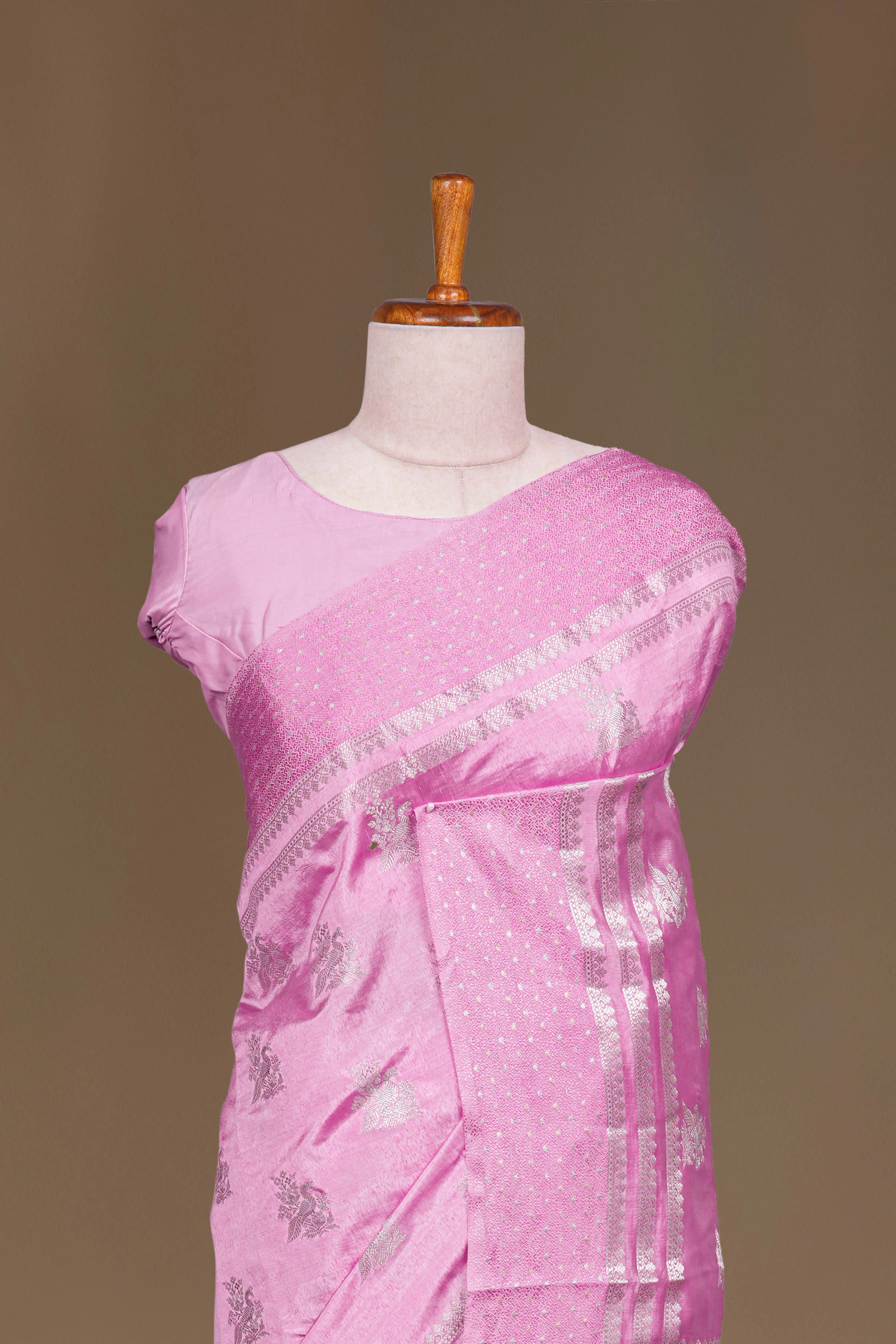 Lavender Raw Silk Saree Peacock Motifs&nbsp; In Silver Zari Across The Body Pallu With Elaborate Silver Zari Weaving In Floral Design With Blouse - Image 3