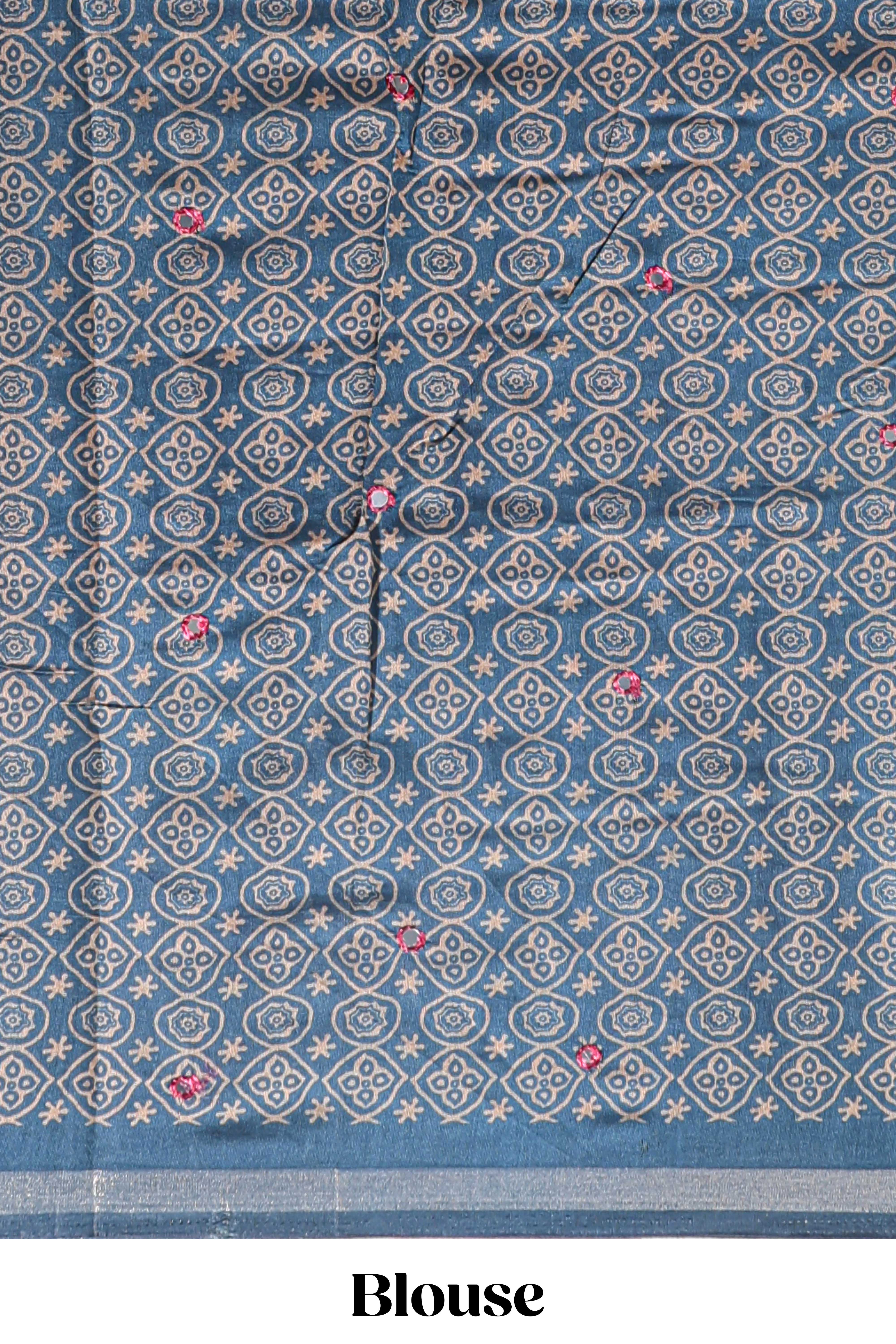 Maroon embroidery mirror work marsh mellow saree with contrast border and printed blouse - Image 5
