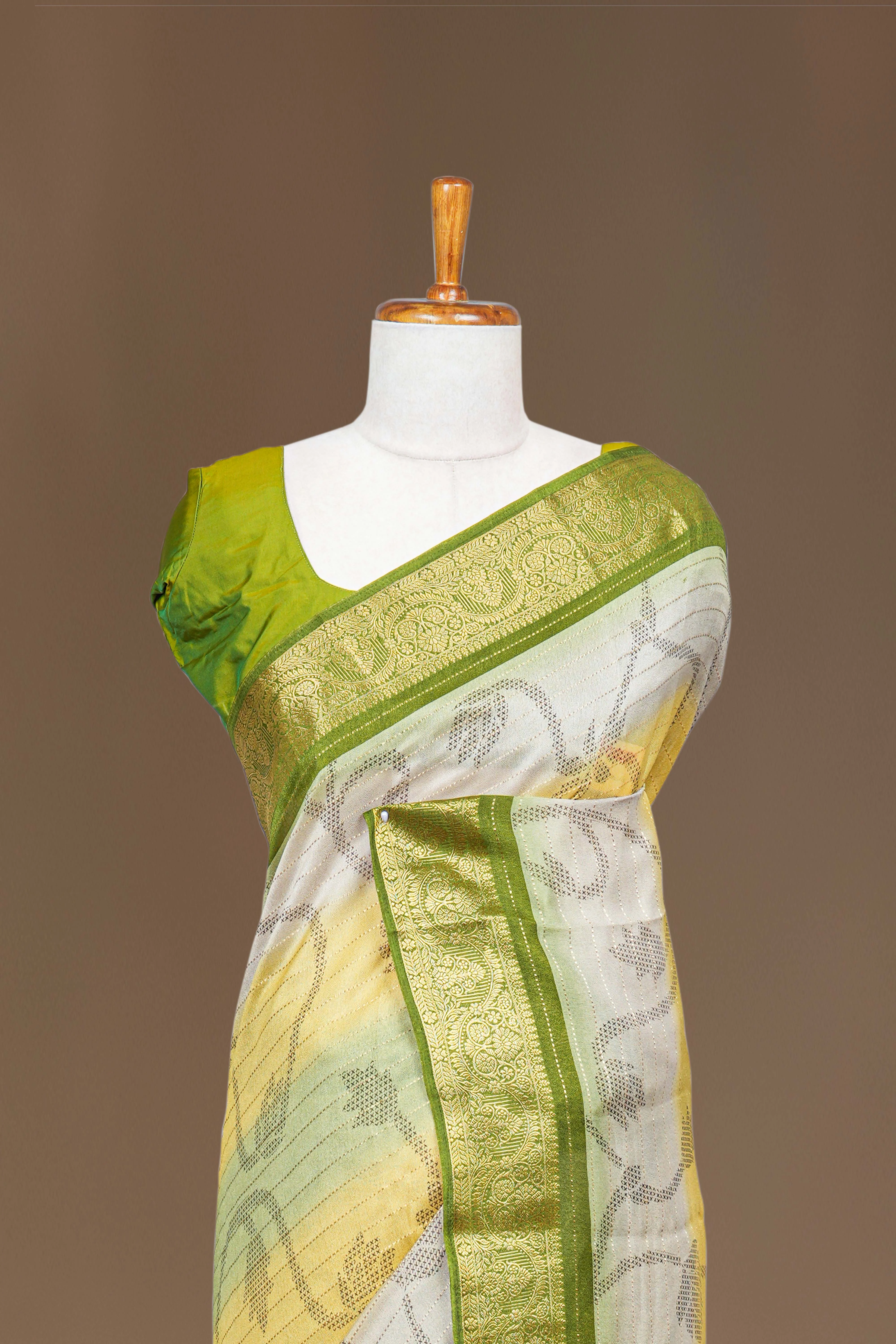 Marsh Mellow Sarees - Image 3