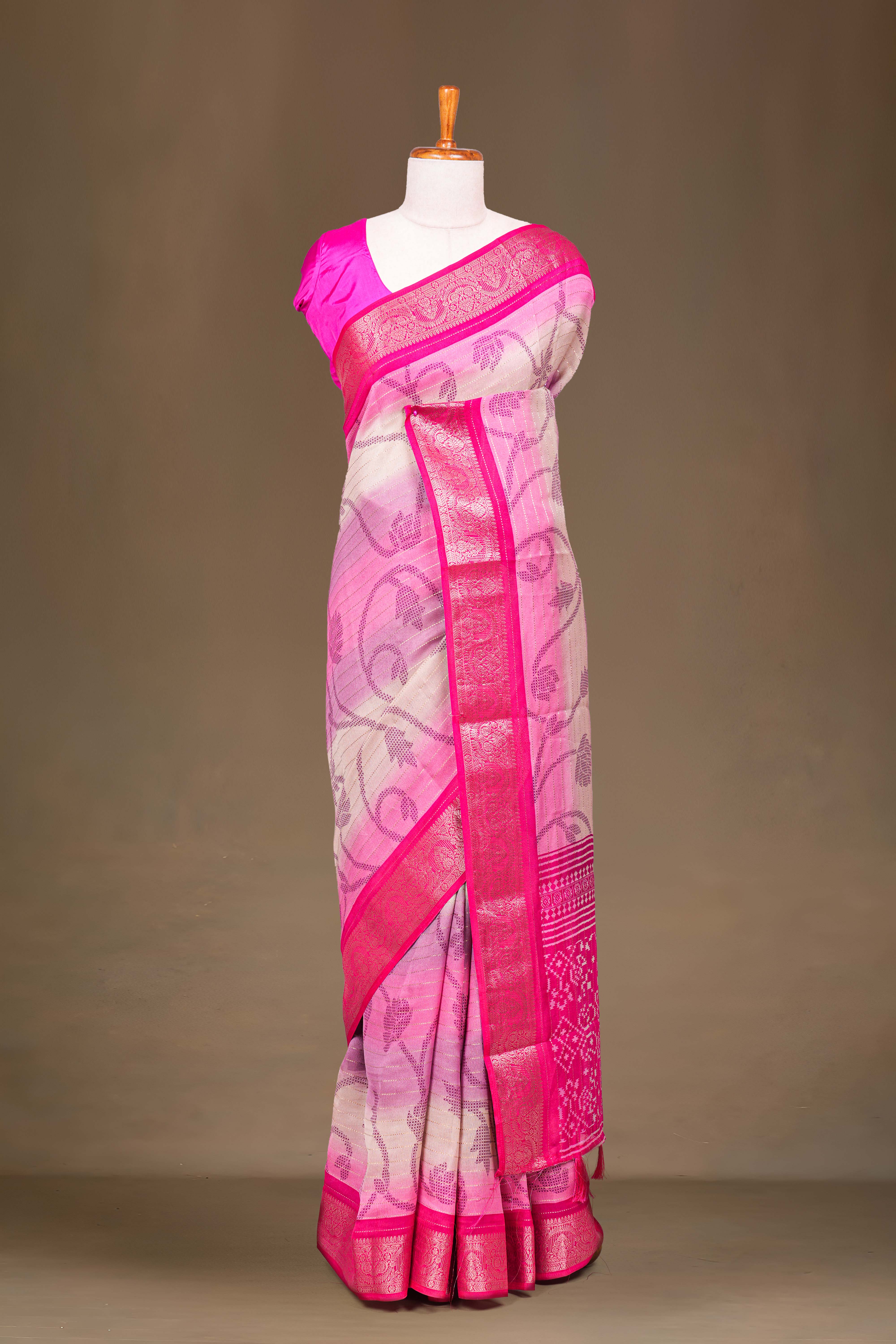 Marsh Mellow Sarees - Image 2