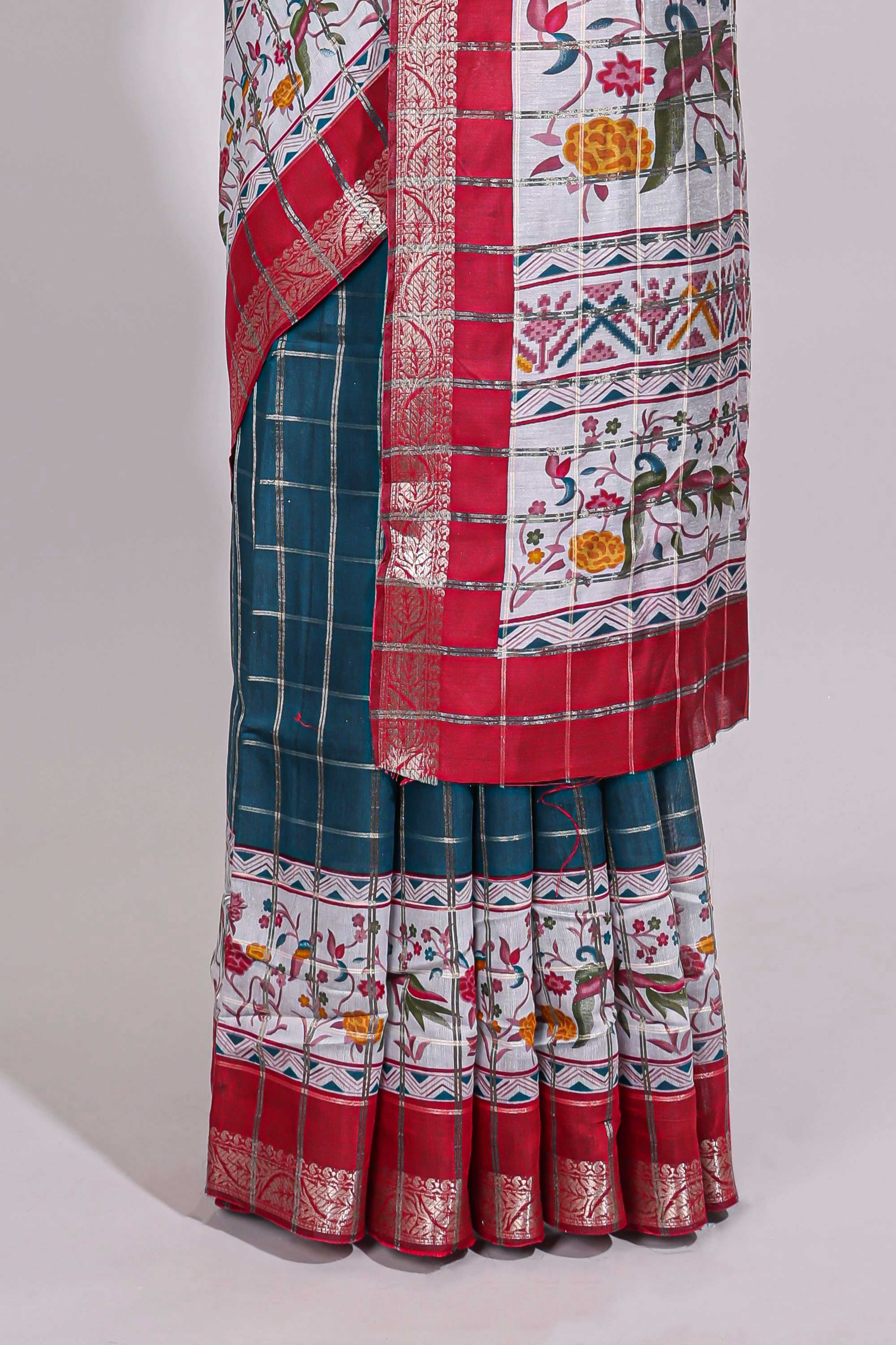 Midnight blue checked bottom floral design chanderi cotton saree with contrast border and checked blouse - Image 4