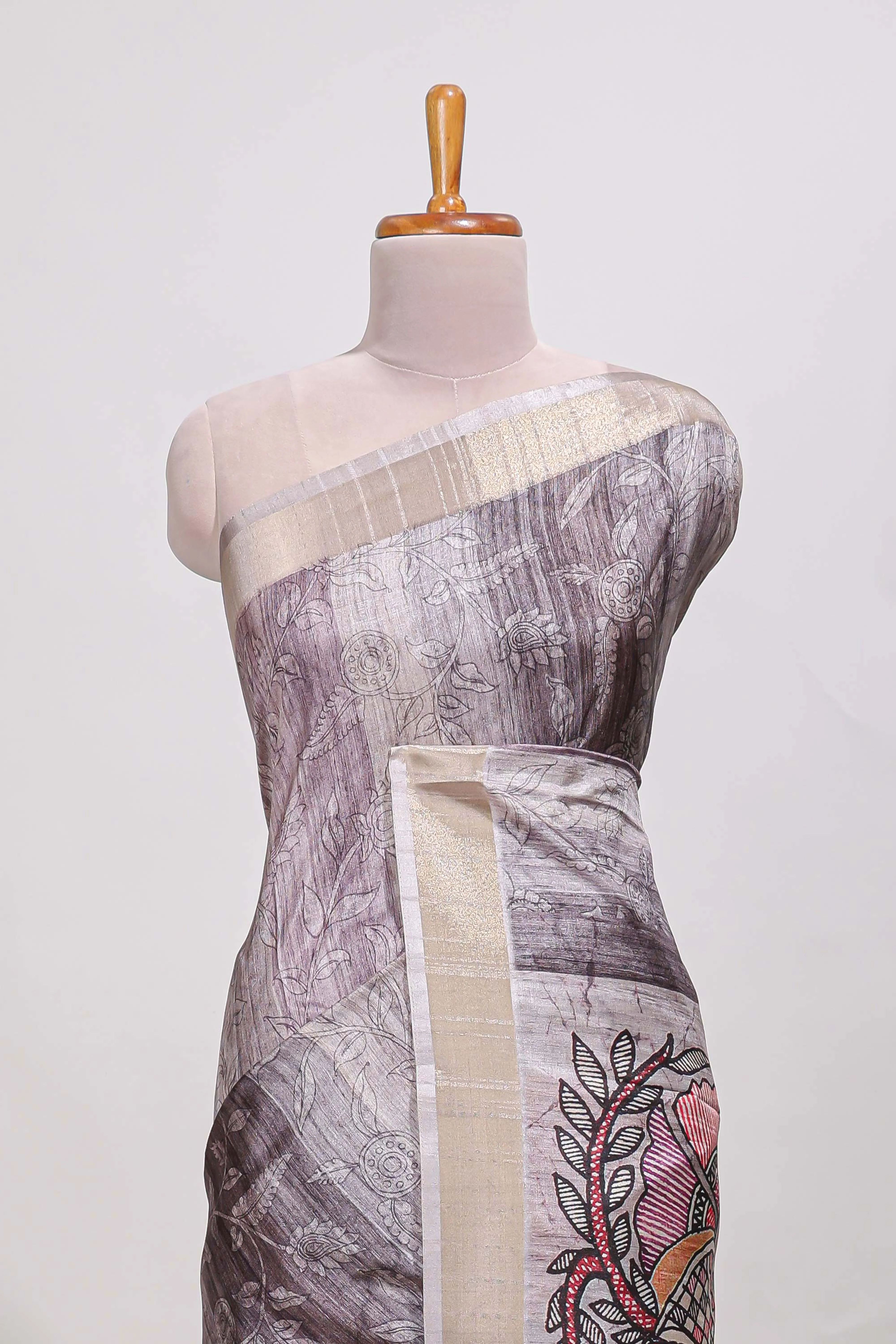 Multi colour kalamakri tussar saree body with floral creeper prints zari border and kalamkari peacock motif print pallu - Image 3
