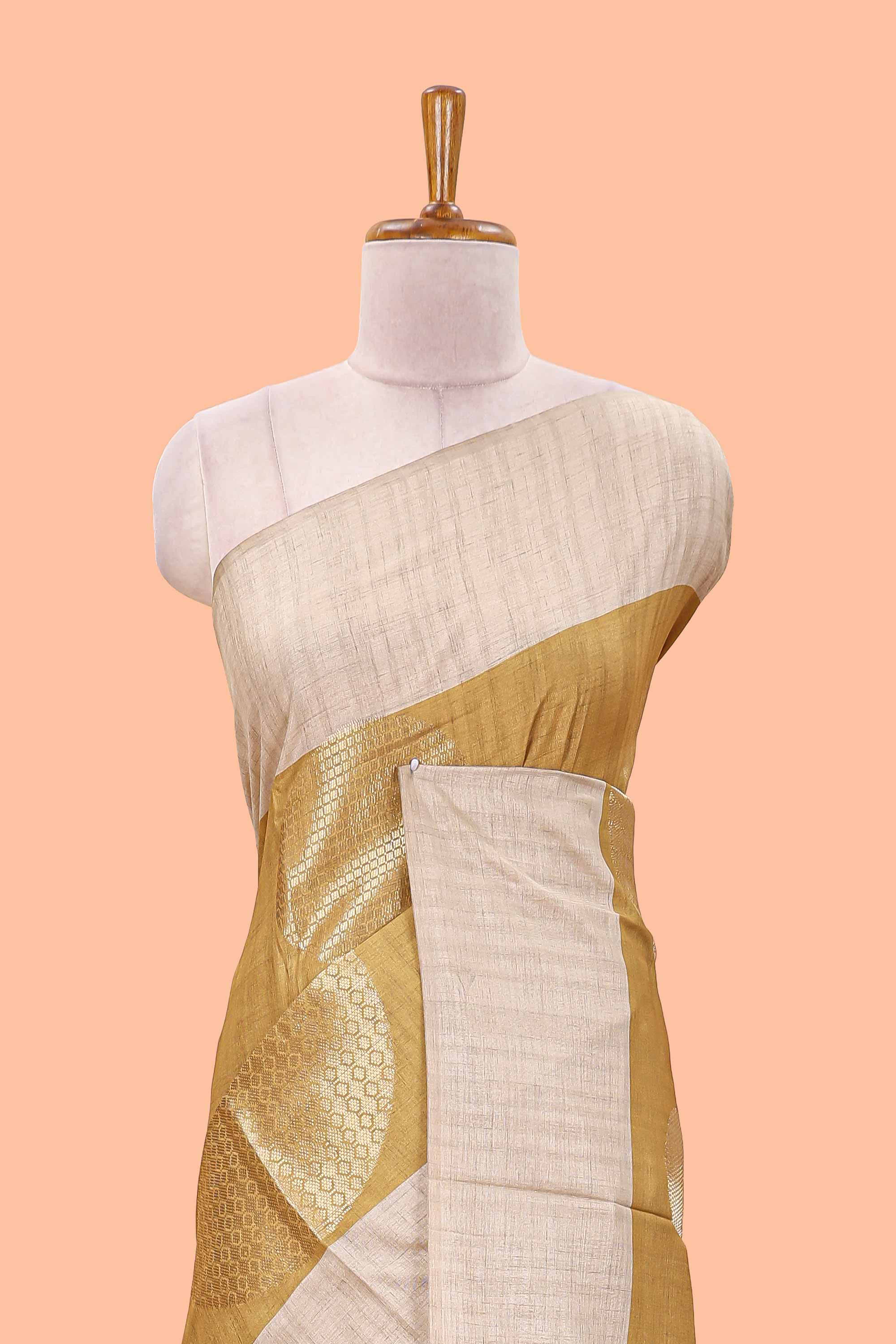 Mustard art tussar saree with large circular zari buttas and contrast cream floral pallu - Image 3