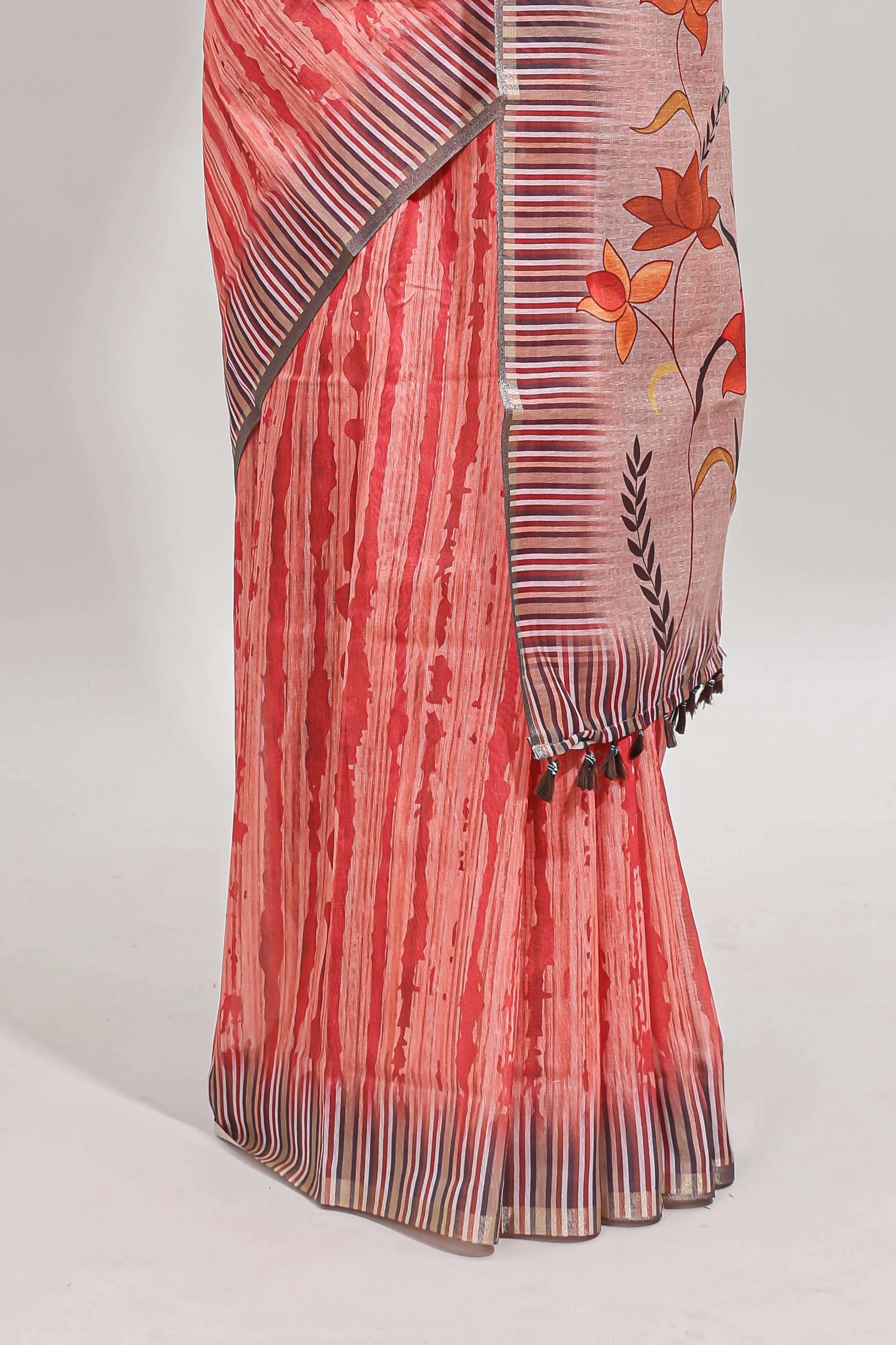 Orange striped digital print linen cotton saree with contrast border and floral design pallu - Image 4