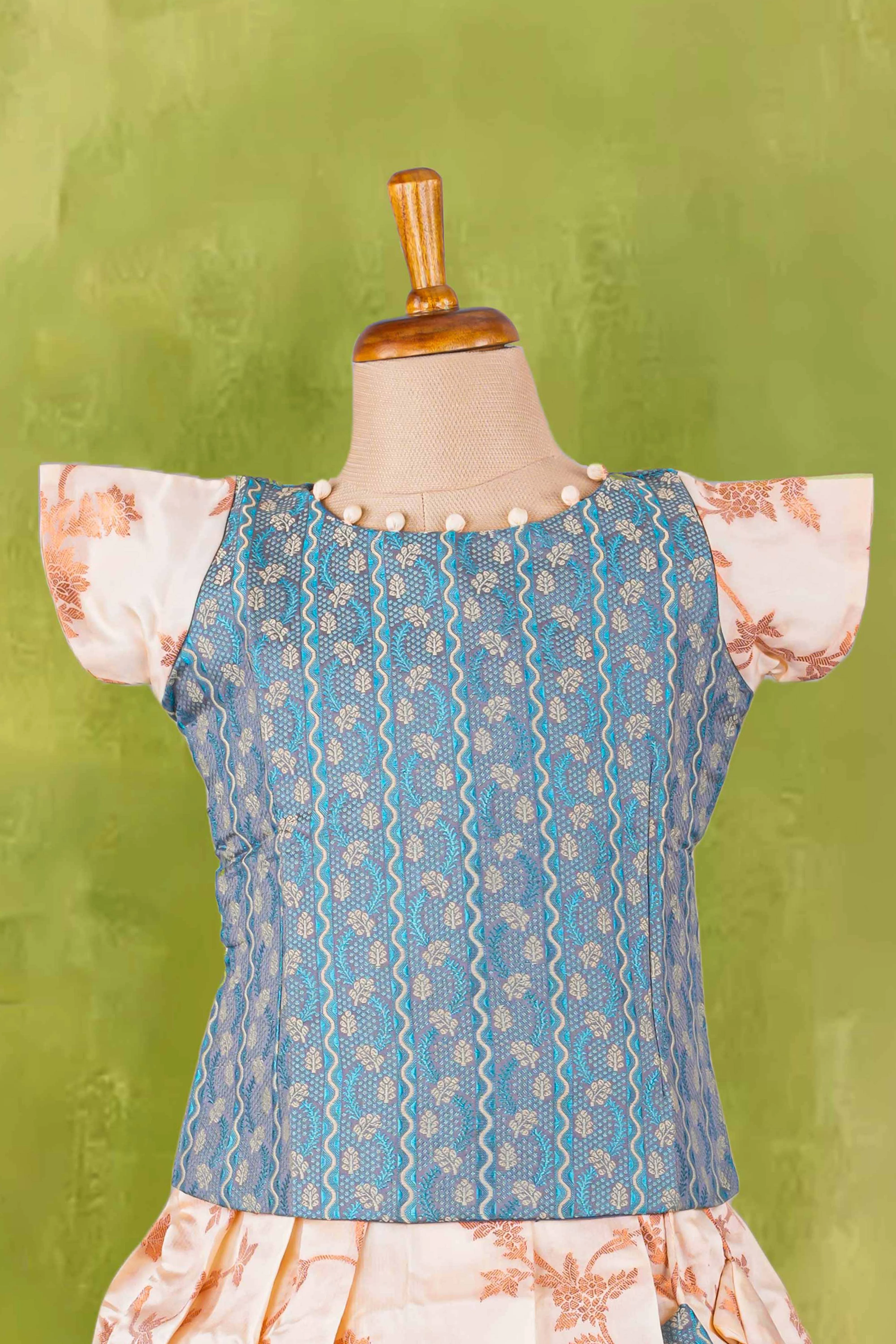Pattu Pavadai - Image 4