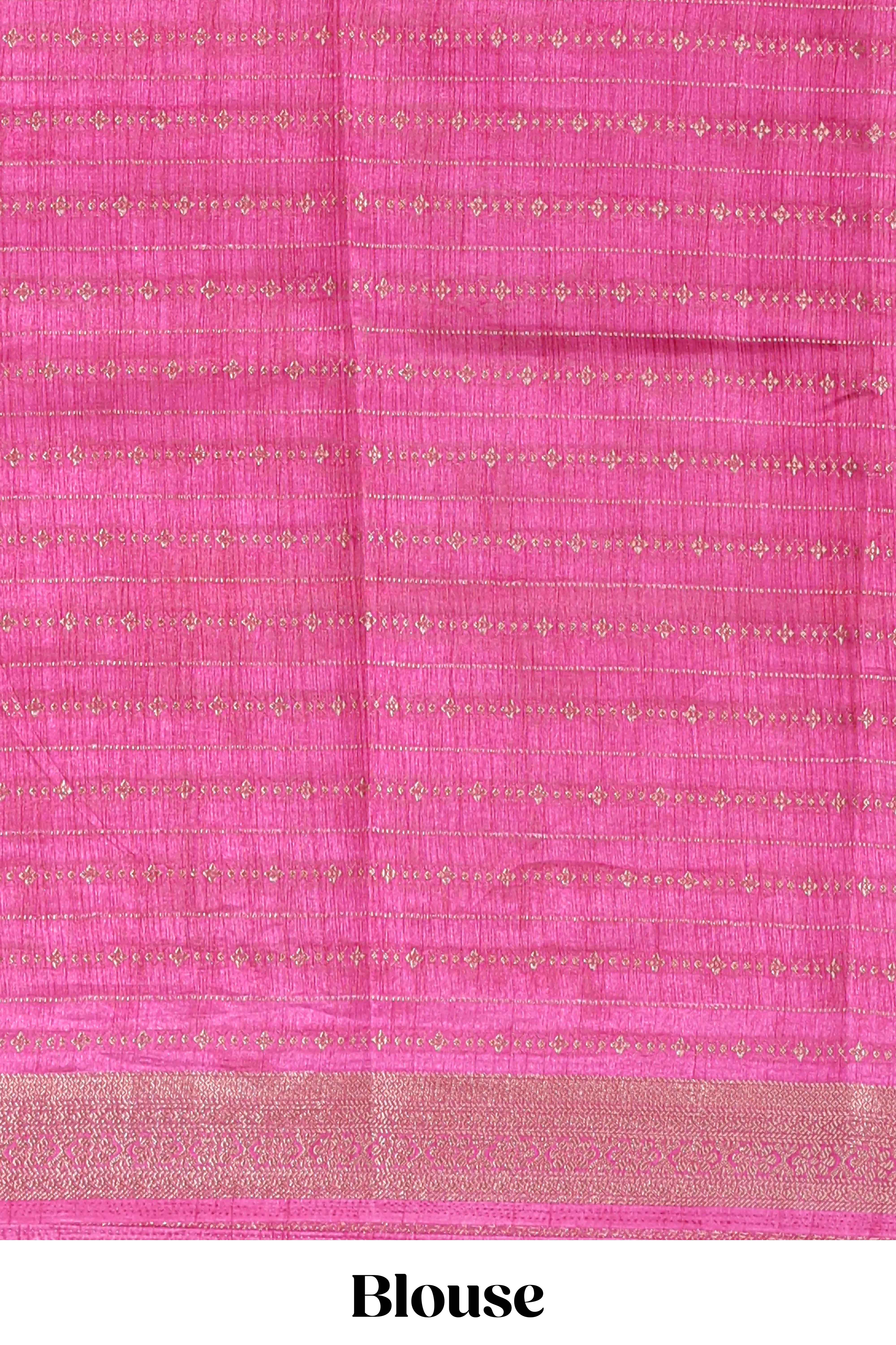 Peach zari striped dola silk saree with contrast zari border and floral printed pallu - Image 5
