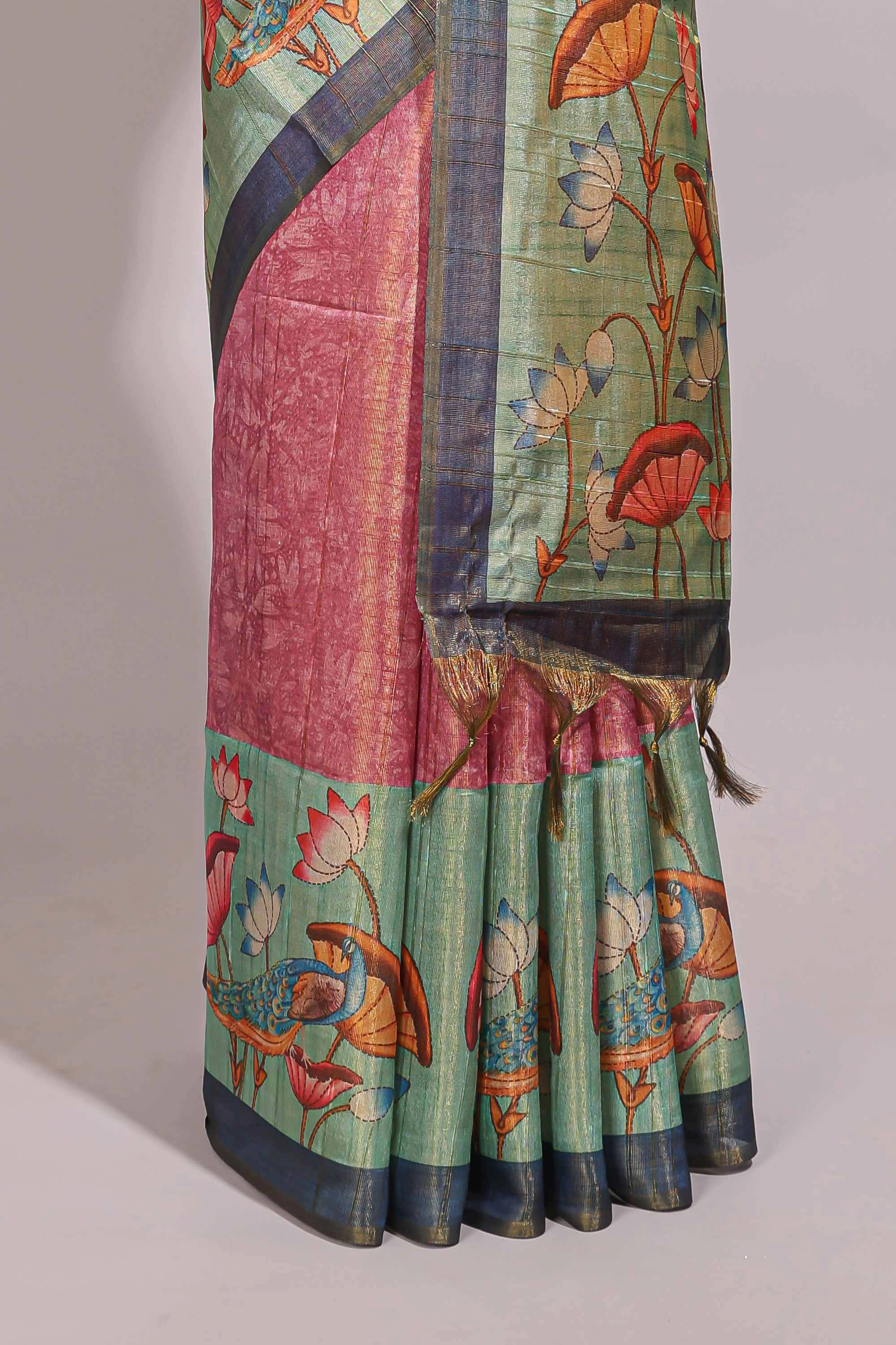 Pink floral & peacock design semi tussar saree with contrast border and floral printed blouse - Image 4
