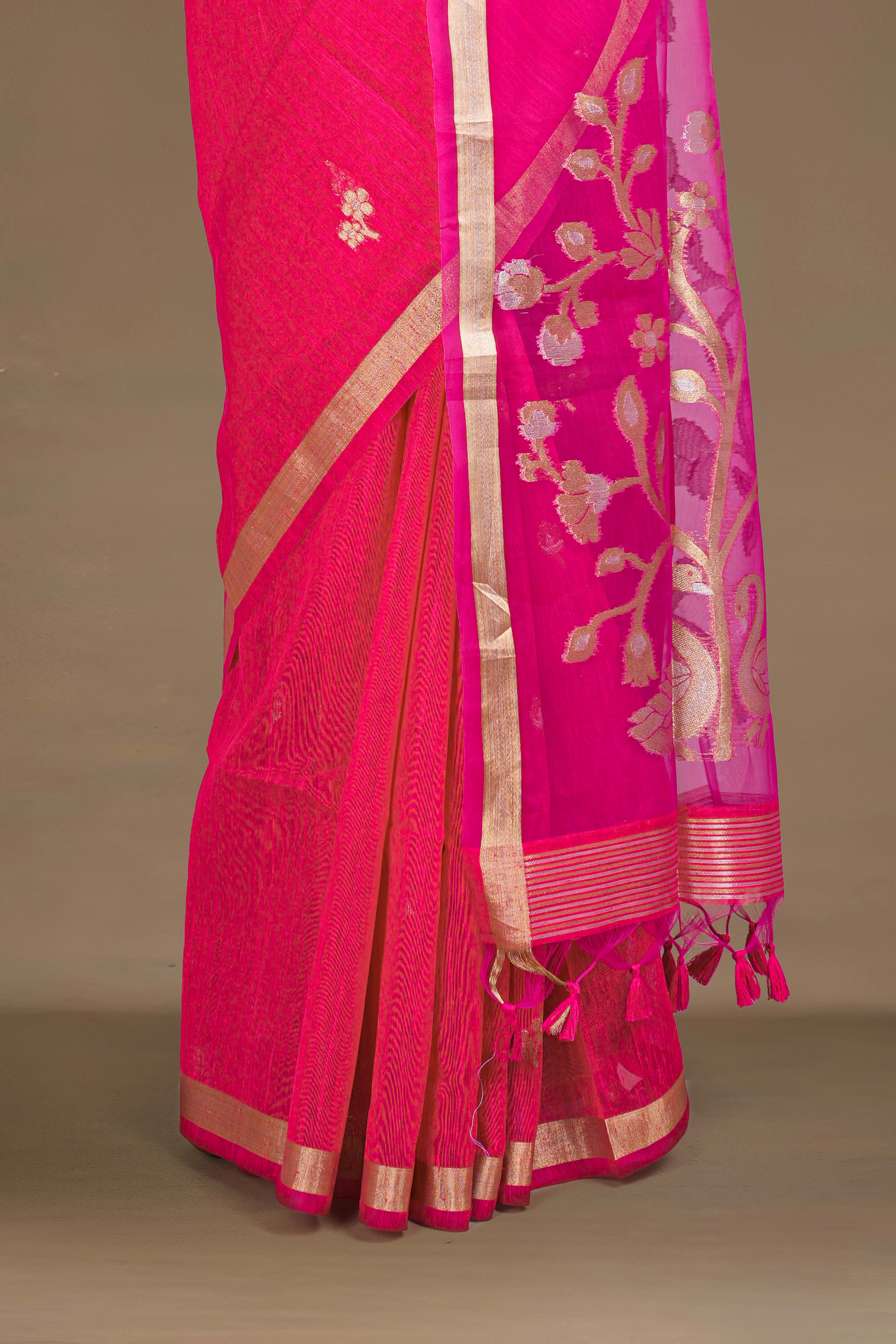 Pink Munga Cotton Zari Butta With Gold Zari Floral Design Pallu - Image 4