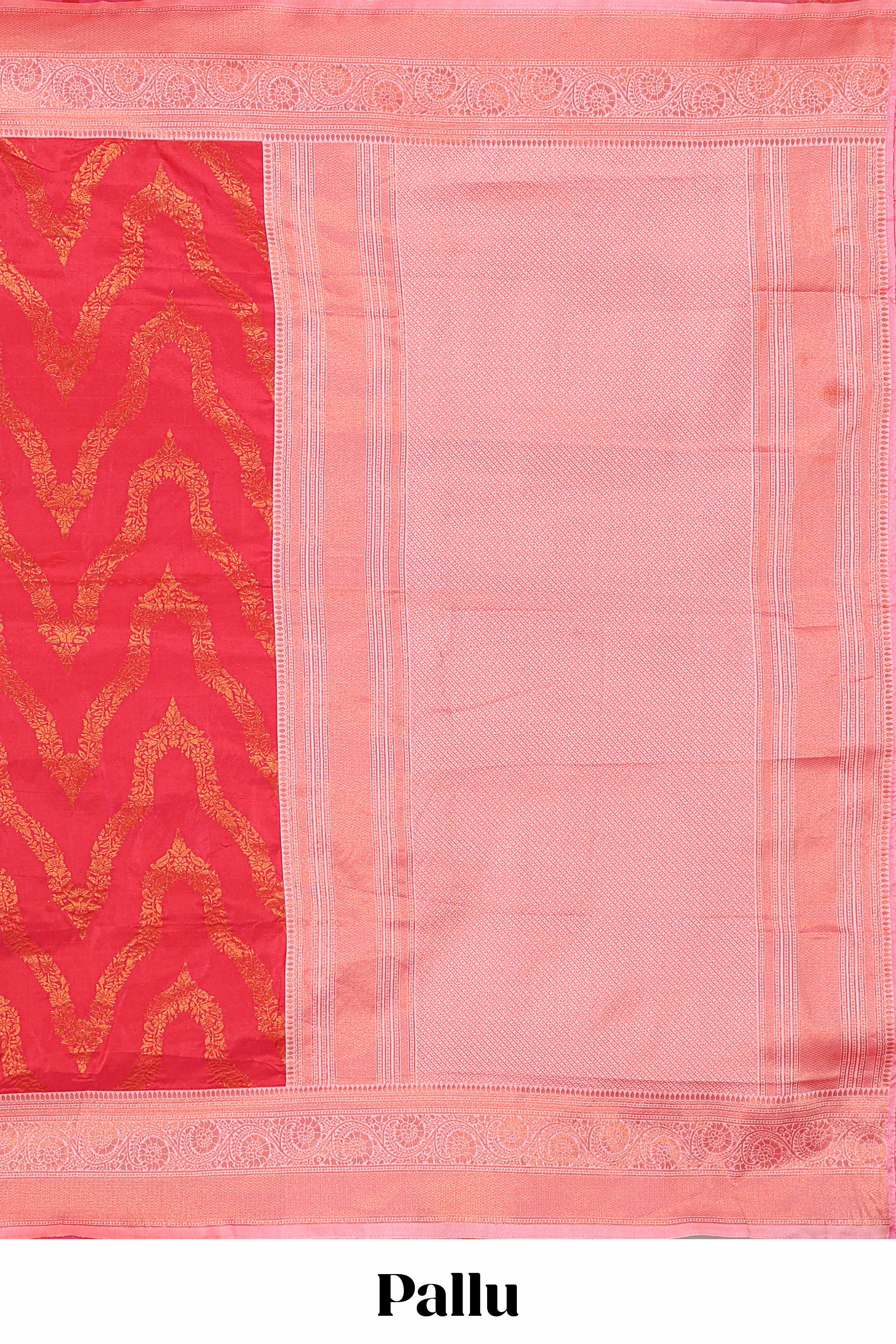 Pink zig zag zari design semi soft silk saree with contrast border and floral printed blouse - Image 4