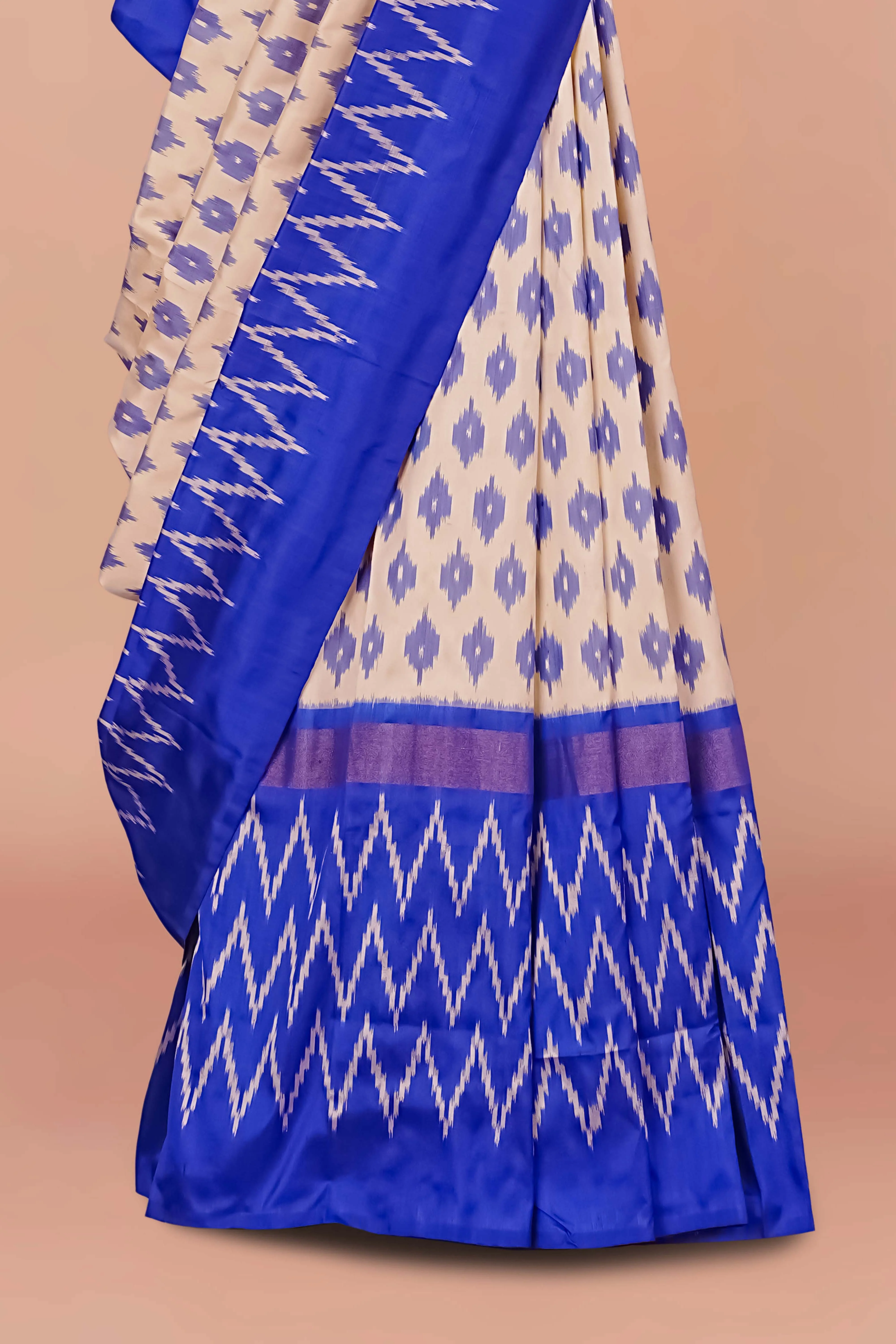 Handwoven Royal Blue & White Pure Ikkat Silk Saree with Geometric Motifs and Bold Contrast Border - Image 3