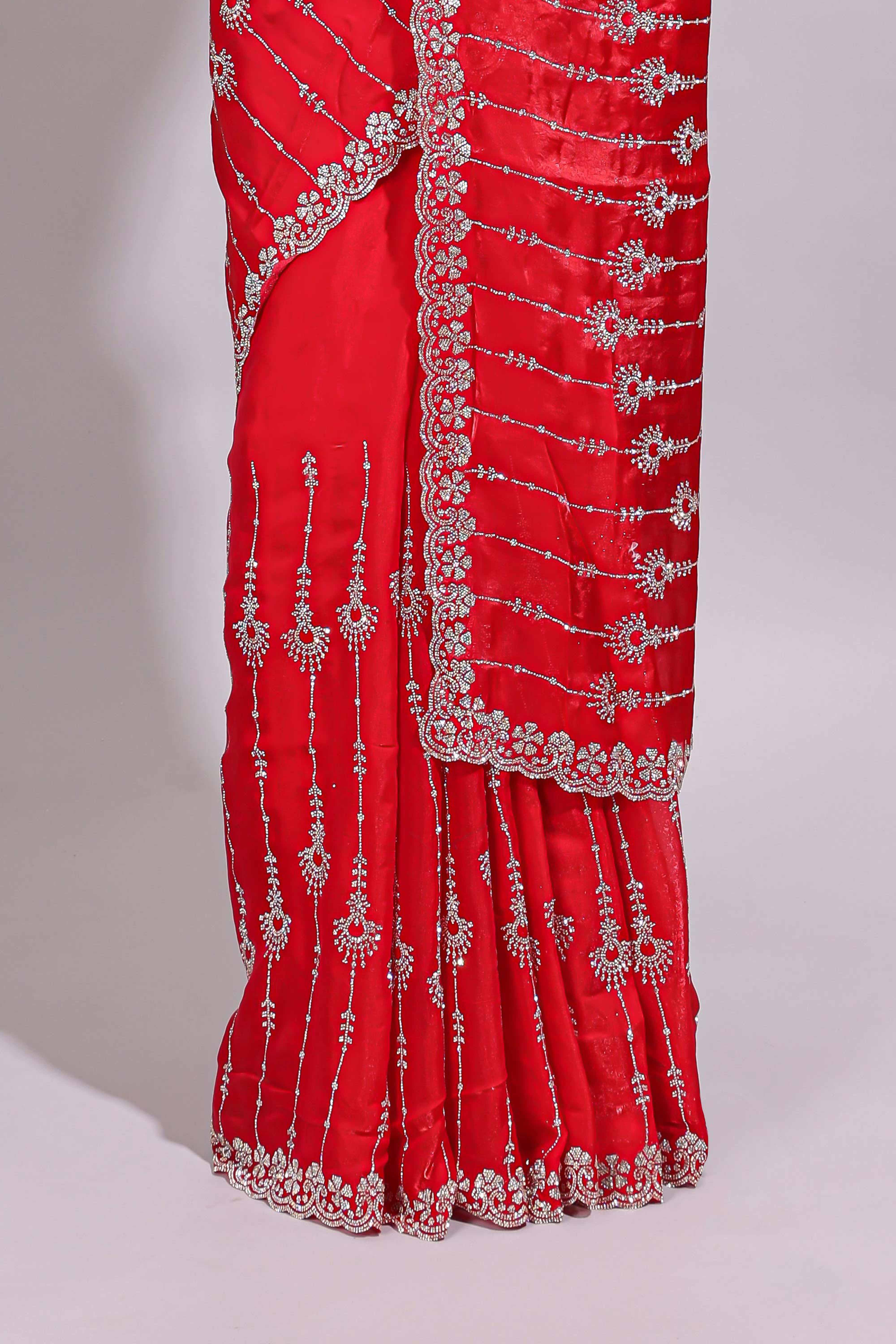 Red saree with silver vertical sequin lines floral motifs embellished border and matching pallu detailing along with matching blouse - Image 4
