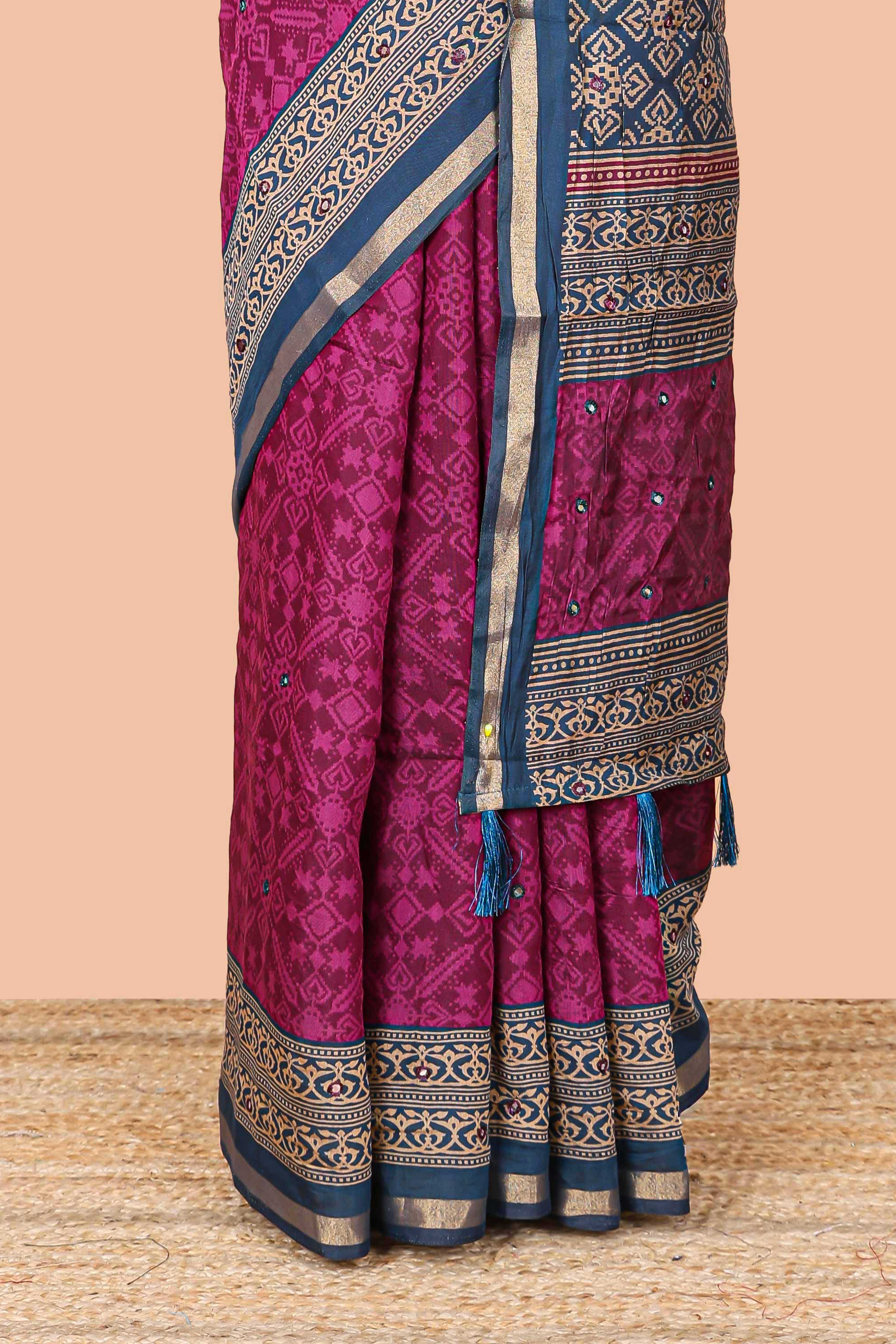 Purple chanderi cotton geometric diamond mirror work saree with contrast zari border - Image 4