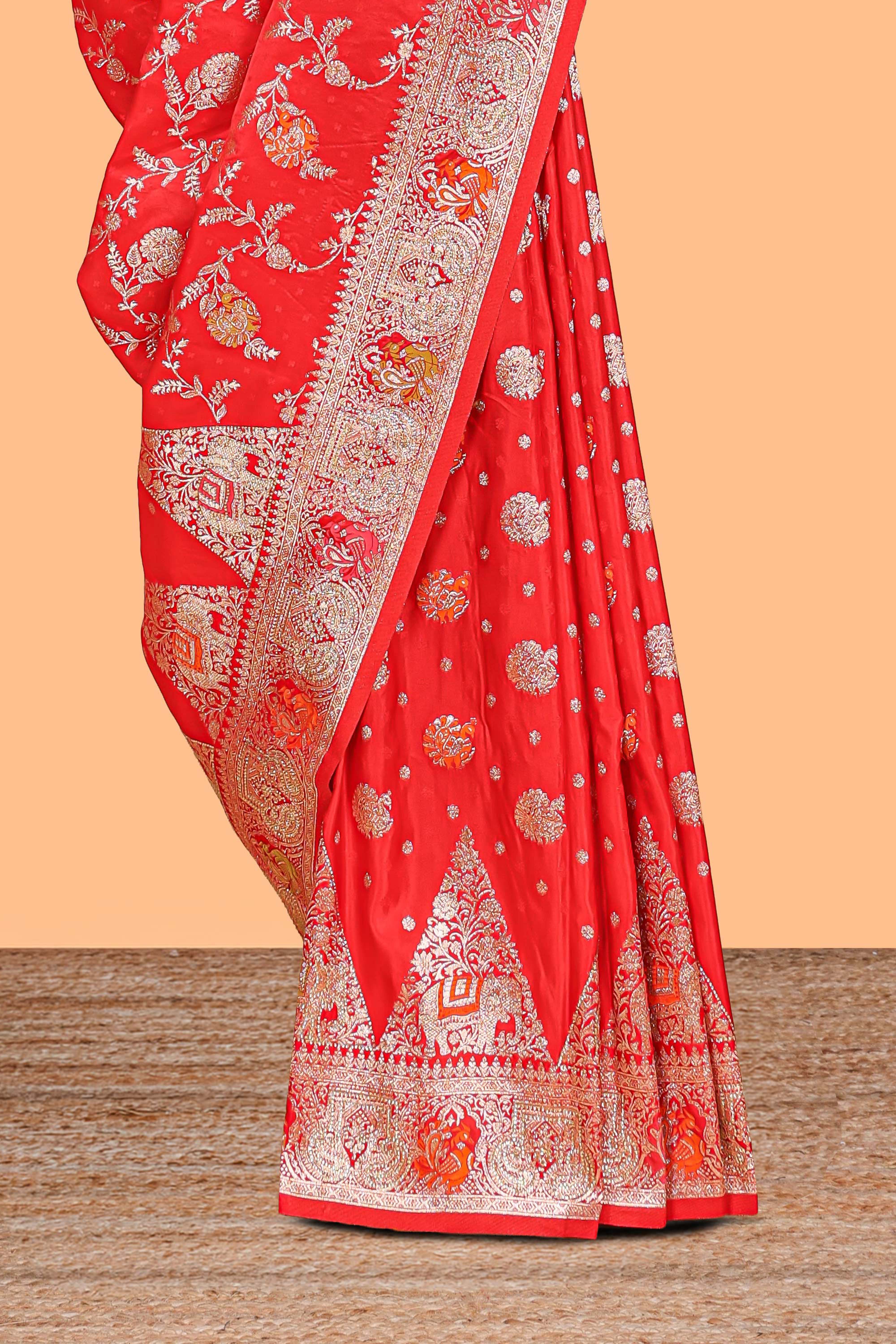 Red floral zari design banarasi silk saree with self border and matching printed blouse - Image 3