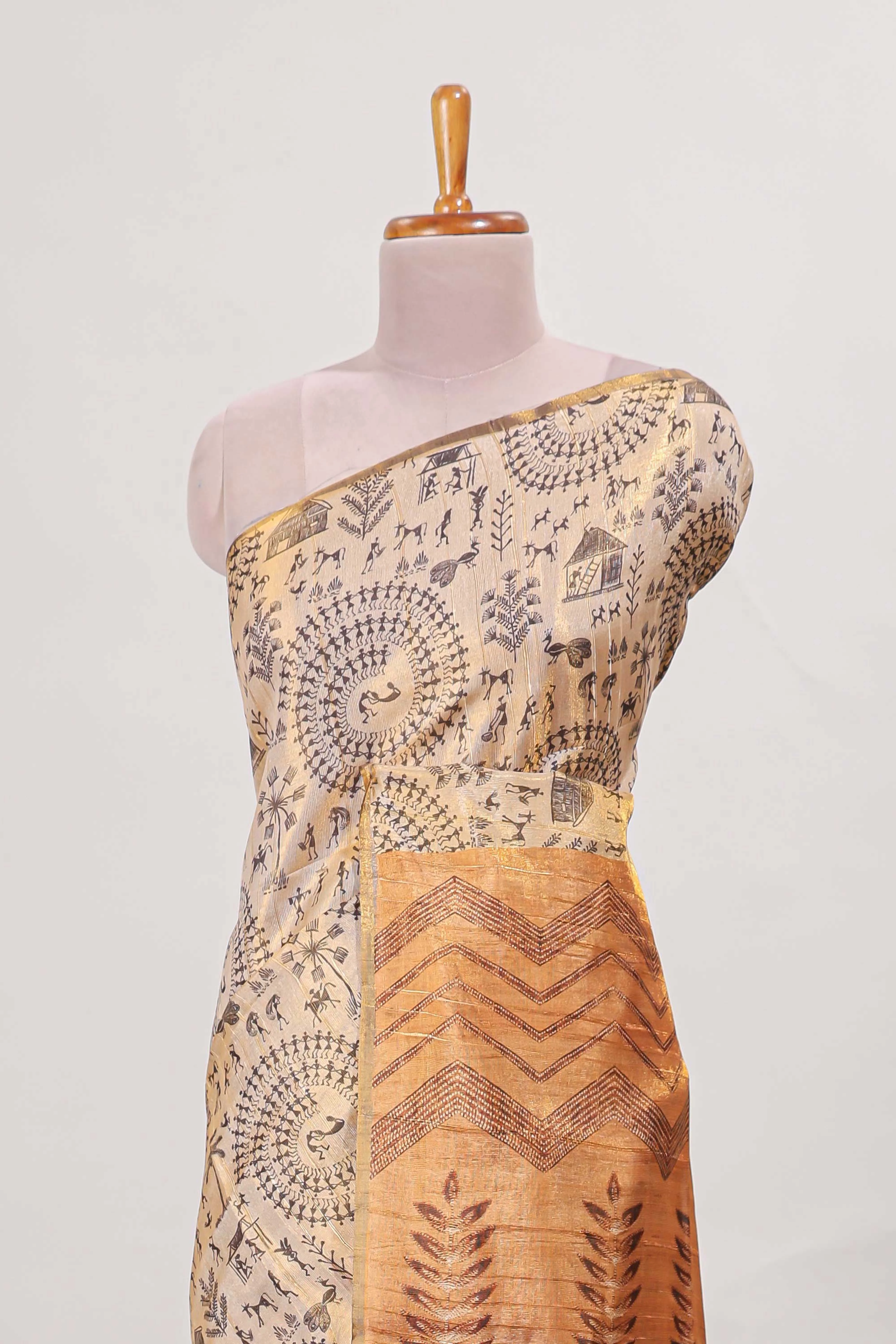 Sandal all over body Warli print with  leaf motifs pallu and contrast blouse - Image 3