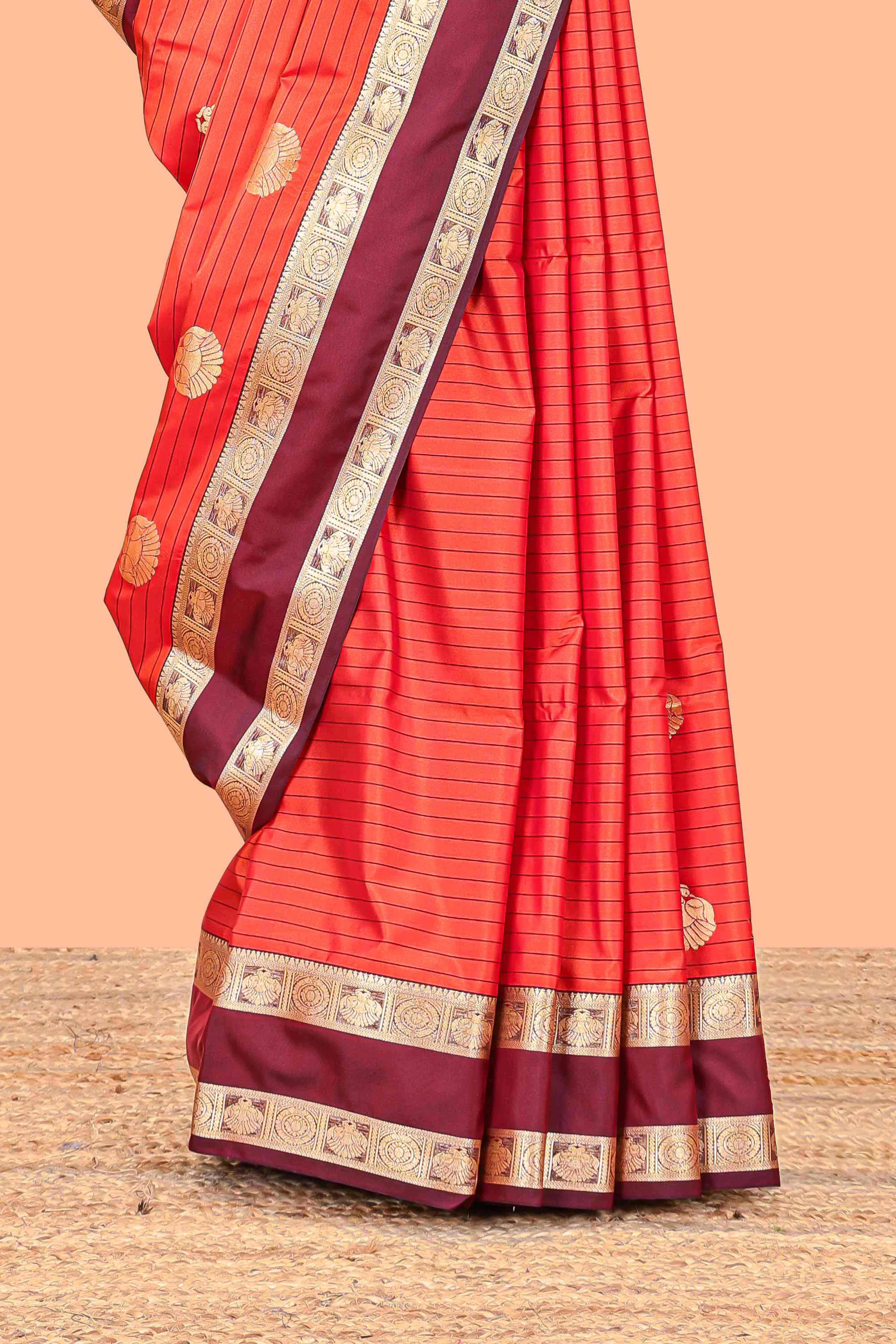 Semi Soft  Silk Saree With Gold Zari Peacock Motifs And Bentex Border With Rich Pallu - Image 3