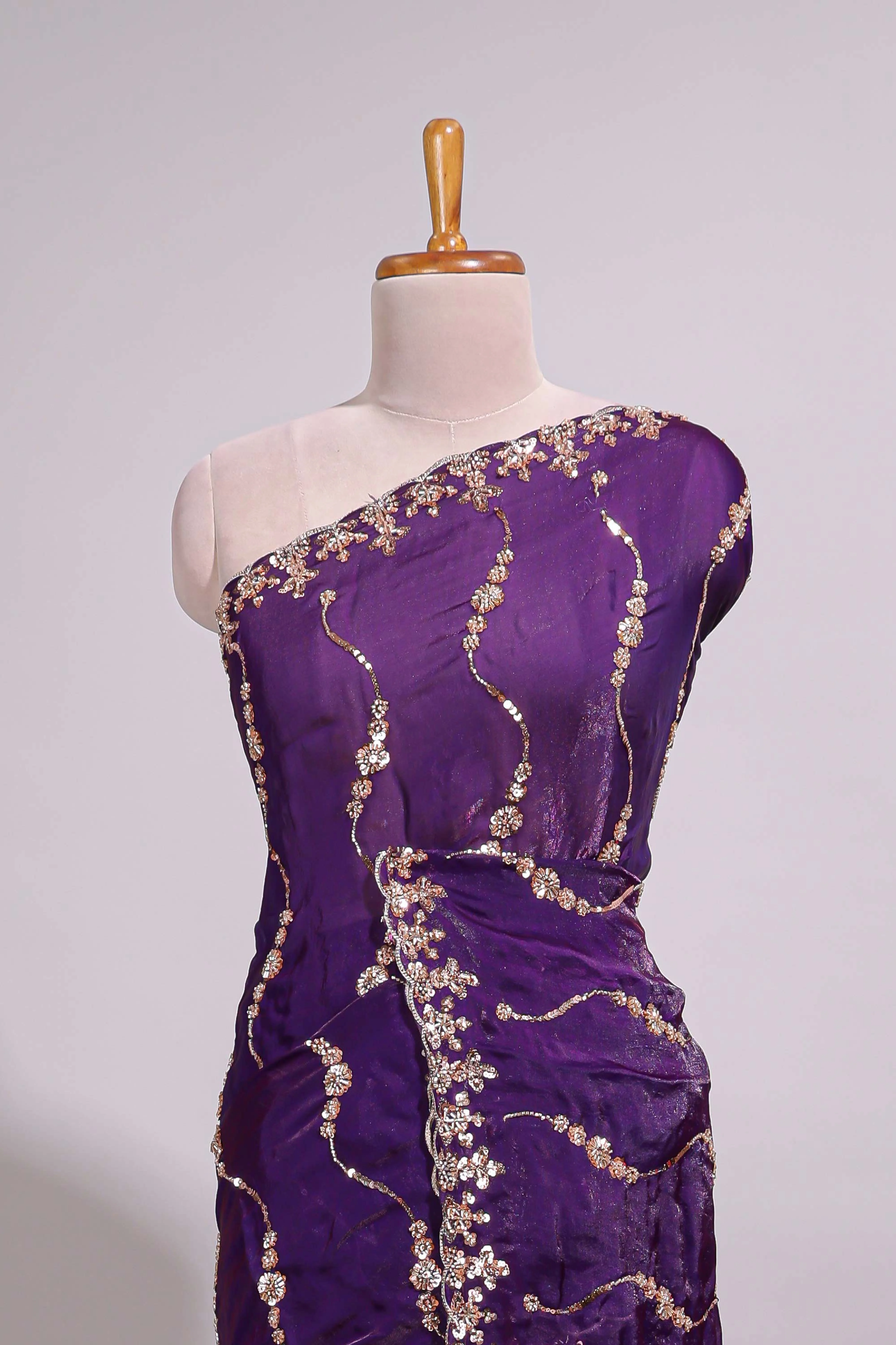 Purple saree with gold sequin wave pattern floral embellished border and matching designer pallu along with work blouse - Image 3