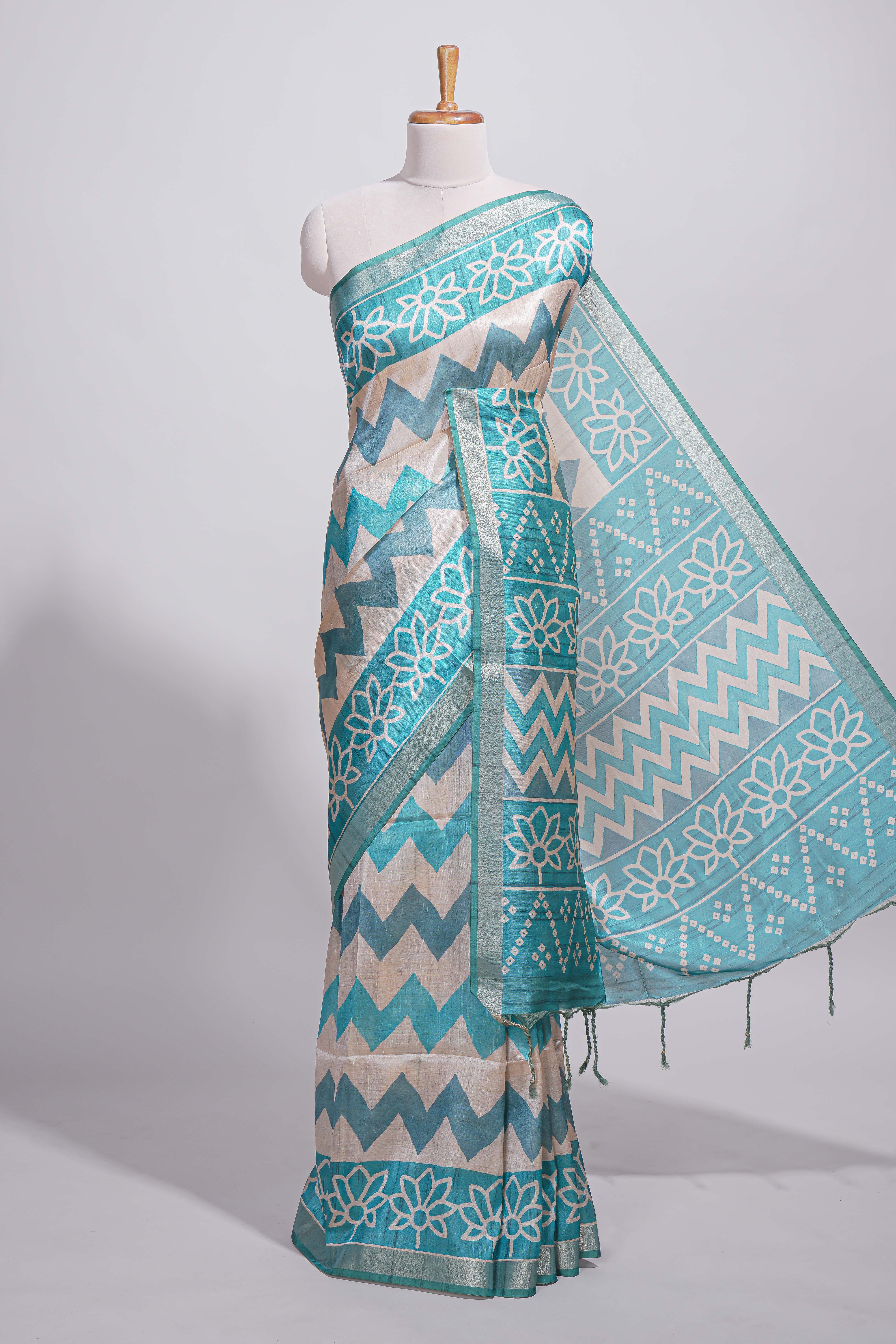 Teal blue tussar saree body chevron prints floral motifs and printed pallu along with matching blouse - Image 2