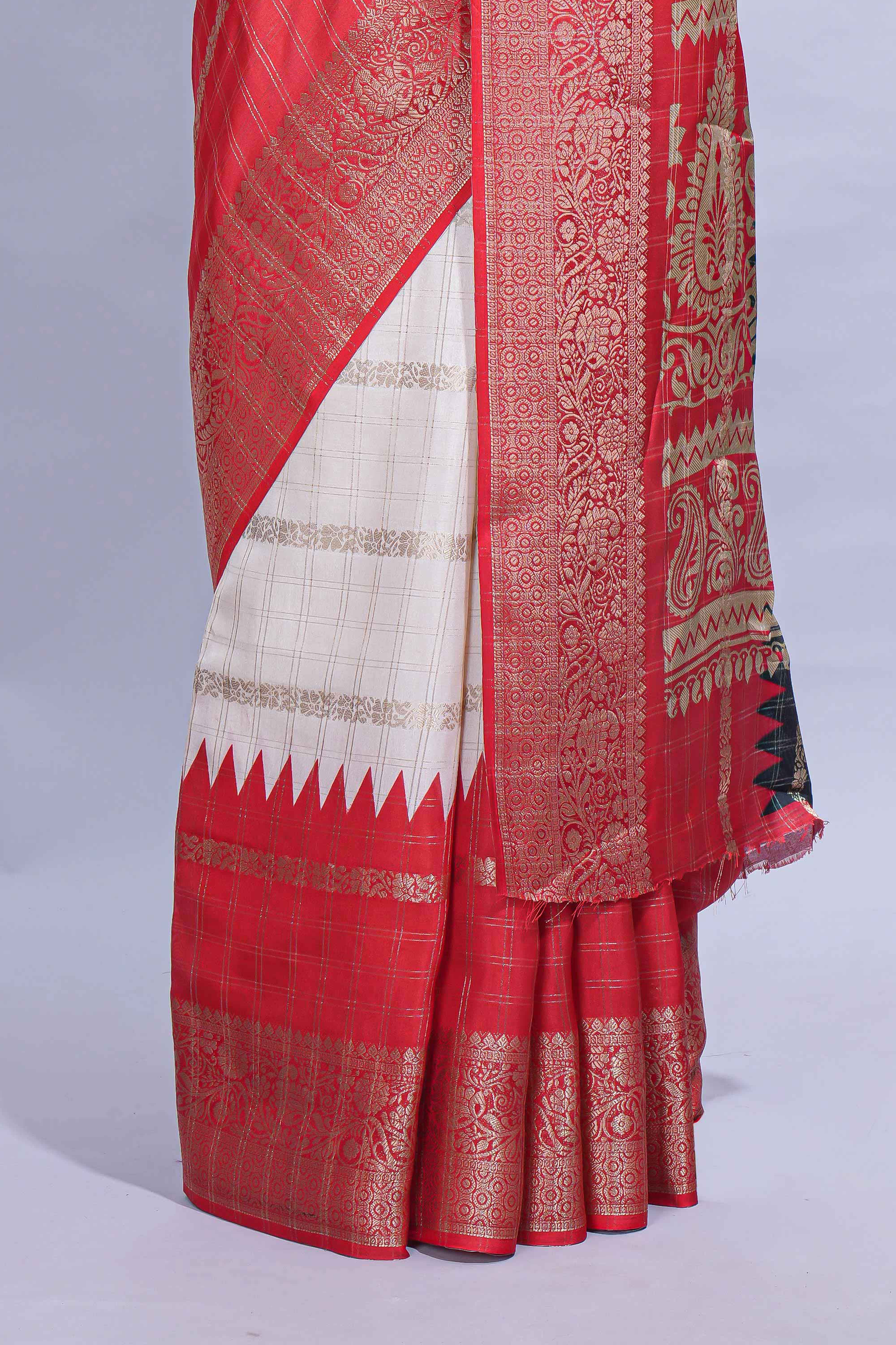 White Dola Silk Saree with red and black zari borders elegant woven checks and a rich designer pallu along with contrast blouse - Image 4