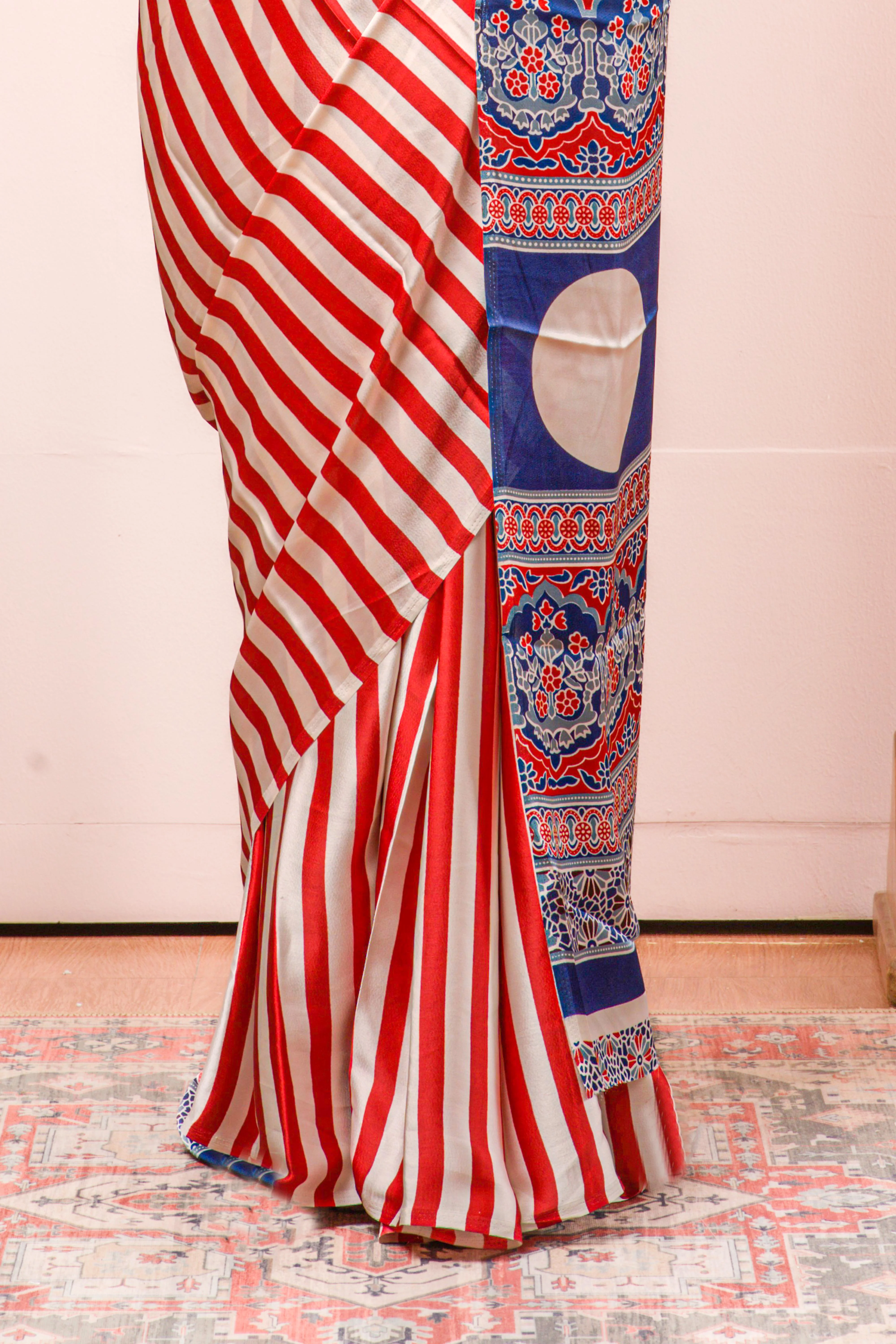 White Modal Silk Saree Body Detailing Contrast Red Vertical Stripes That Add a Sleek and Elegant Touch. The Pallu Are Highlighted Ajrakh Design Along With Blouse - Image 4