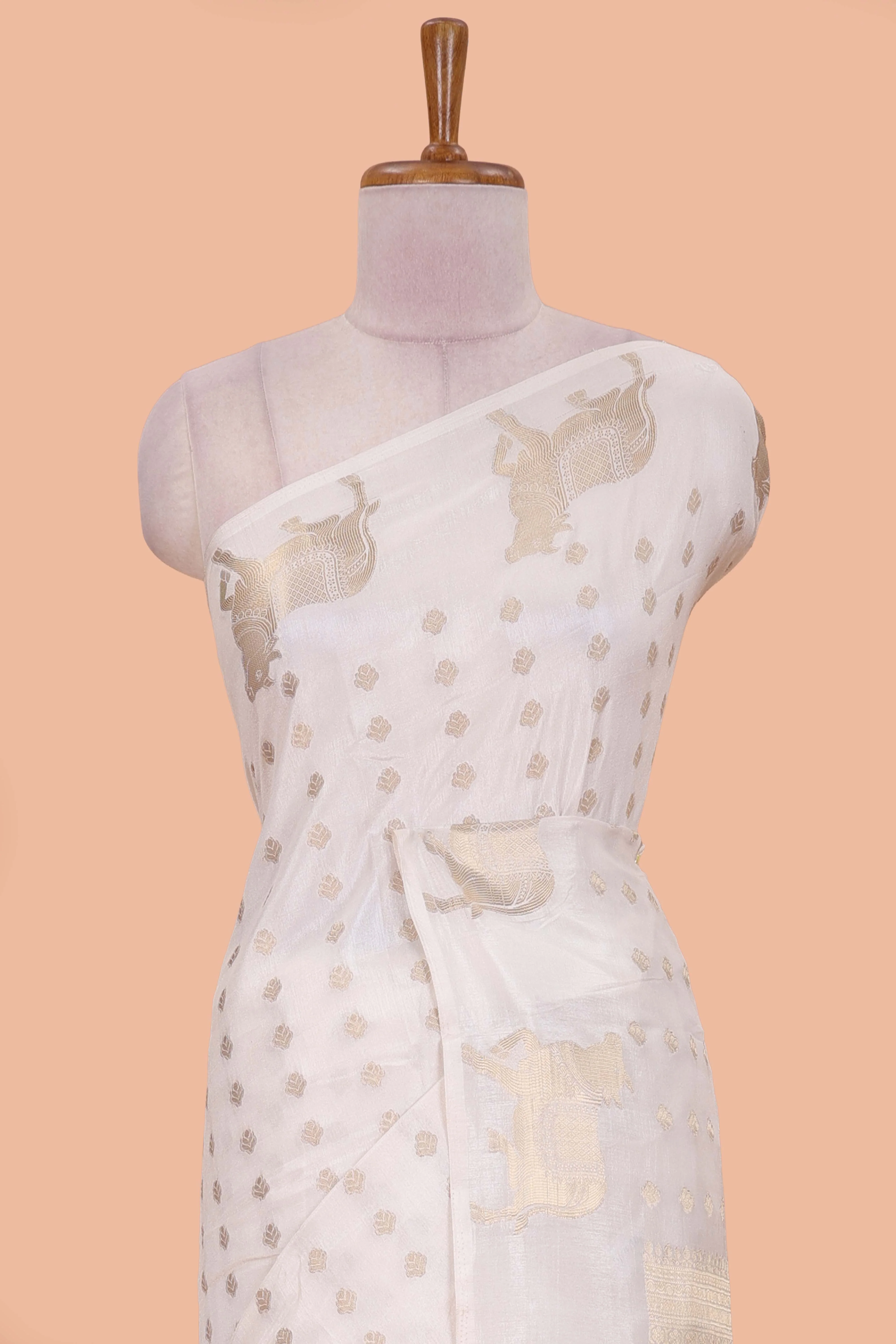 White viscose dola silk saree with zari butta weave, pichwai motif border and contrast blouse - Image 3