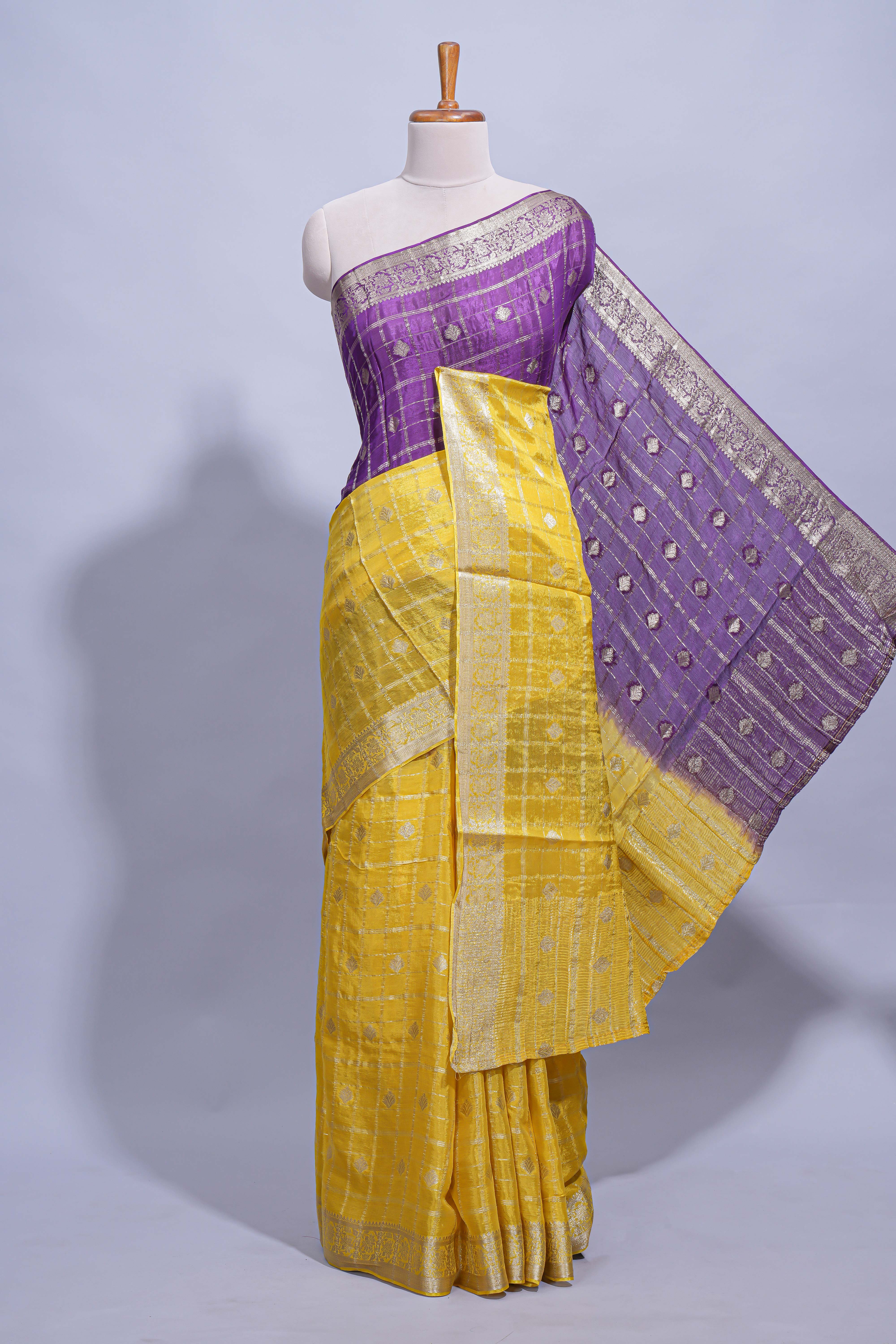 Yellow and violet double shaded zari checks georgette saree with small zari border and self pallu along with matching zari buttas blouse piece - Image 2