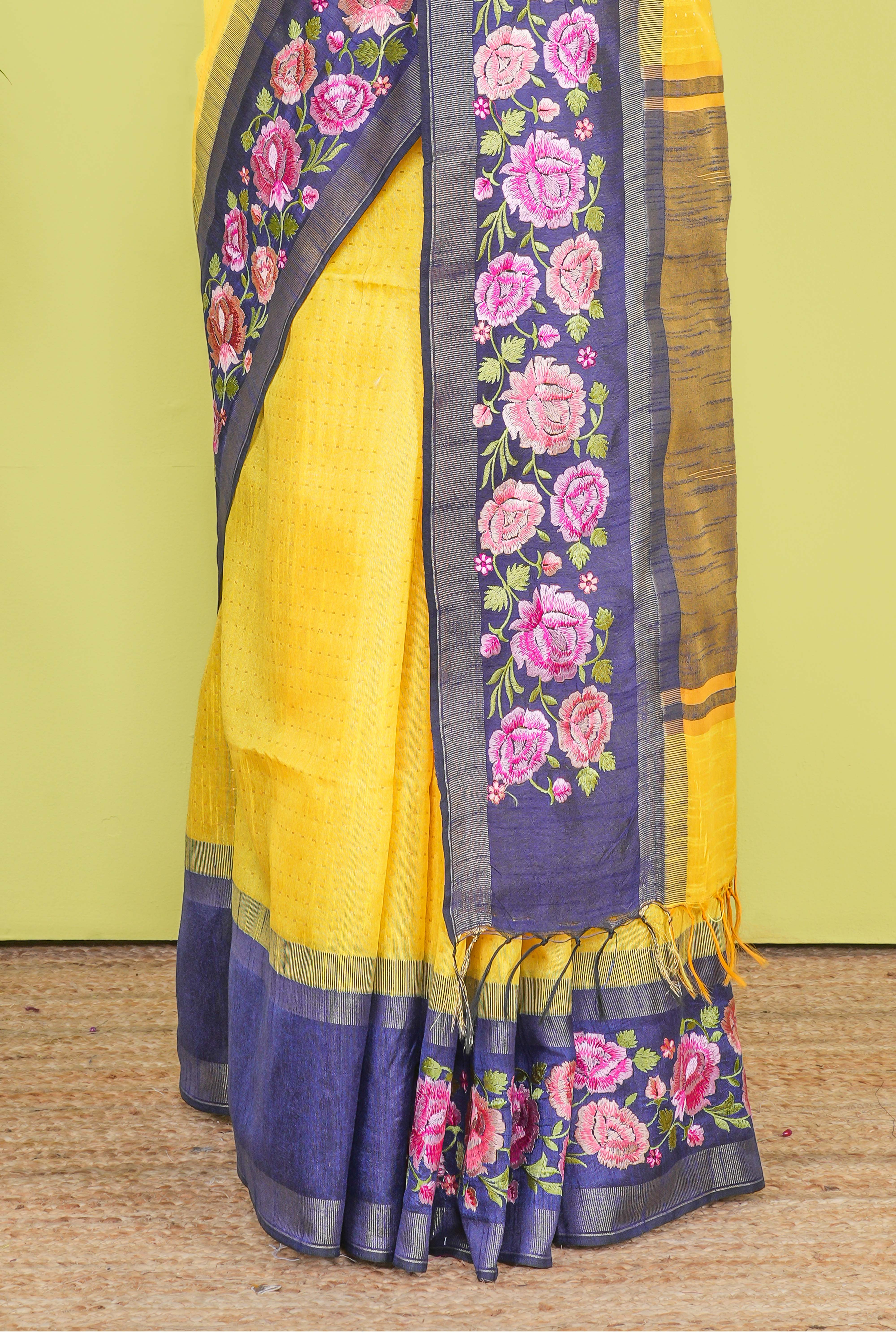 Yellow Art Tussar Silk Saree Golden Zari Stripes Weaving Across The Body With Contrast Short Pallu - Image 4