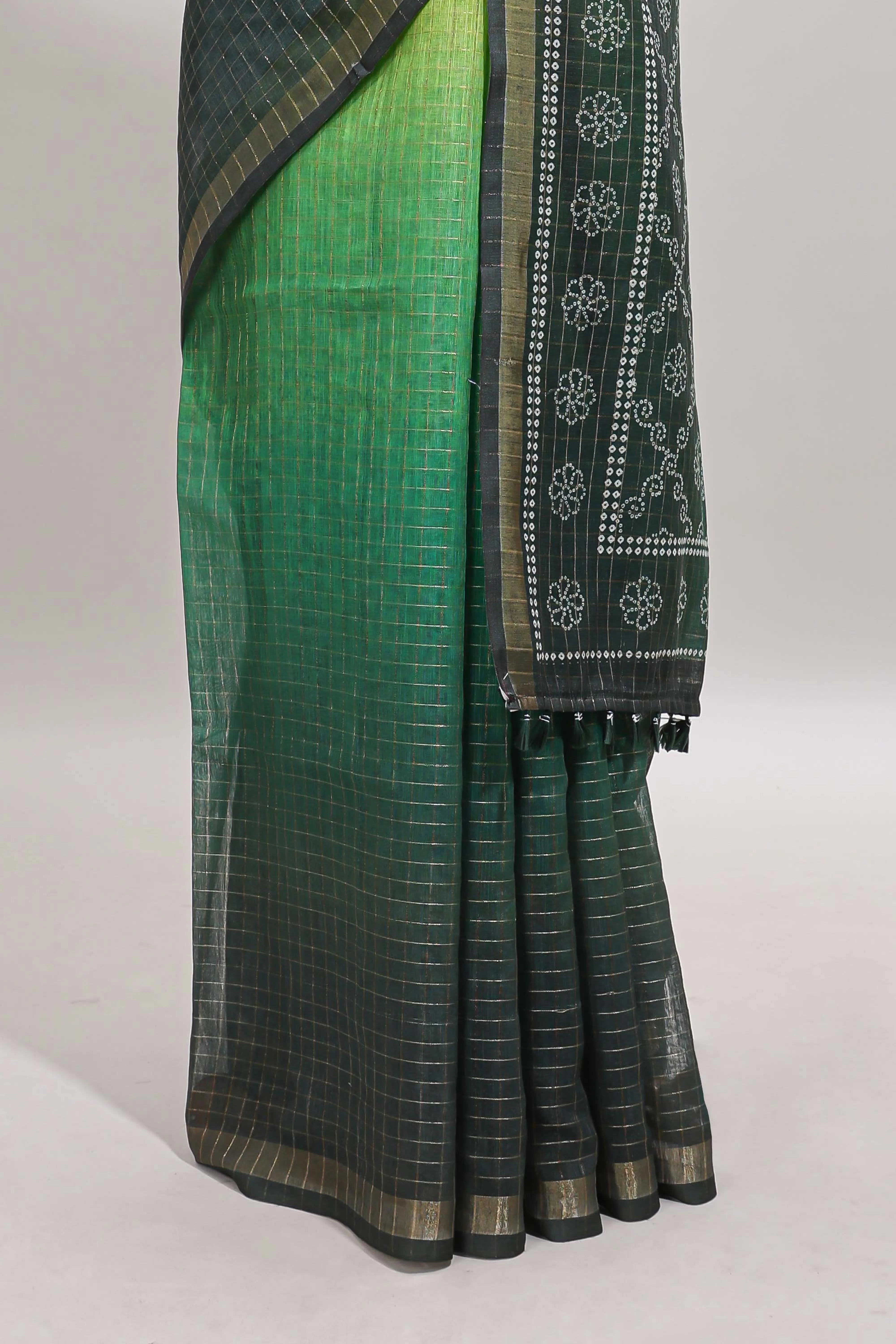 Yellow & green dual shade checked chanderi cotton saree with self zari border and blouse - Image 4