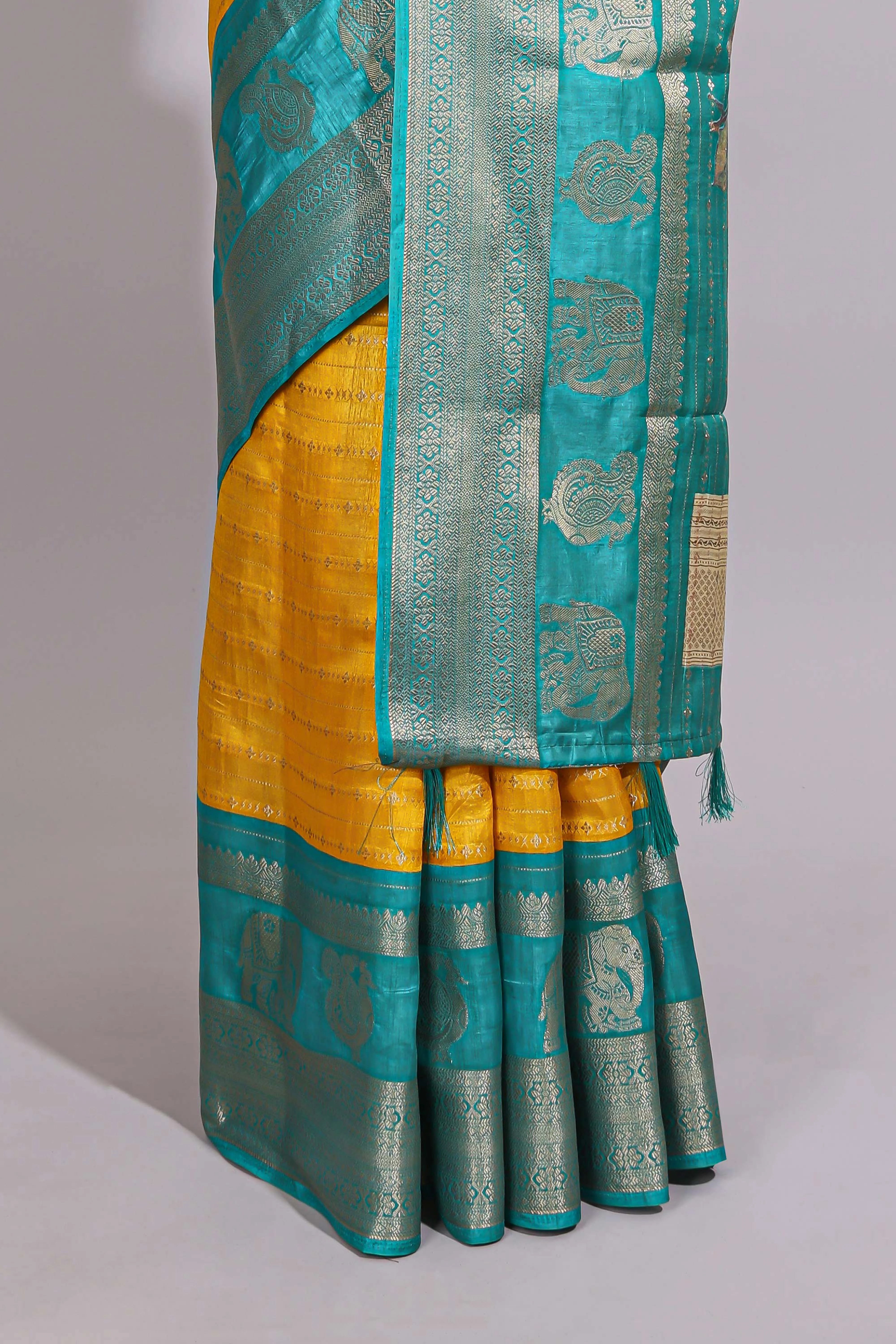 Yellow zari striped dola silk saree with contrast zari border and floral printed pallu - Image 4